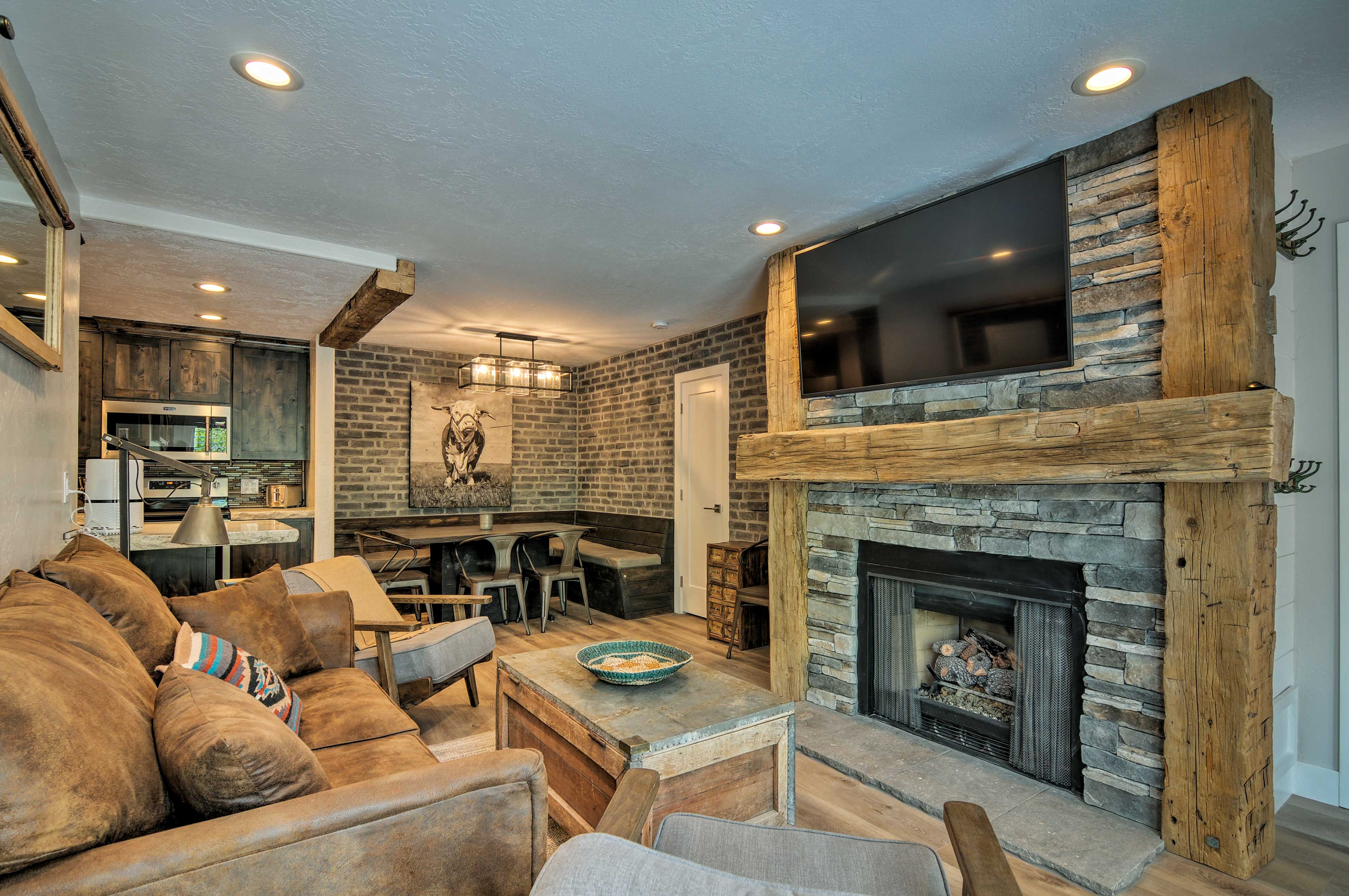 Property Image 1 - Rustic Ski-Out Brian Head Condo w/ Comm. Pool