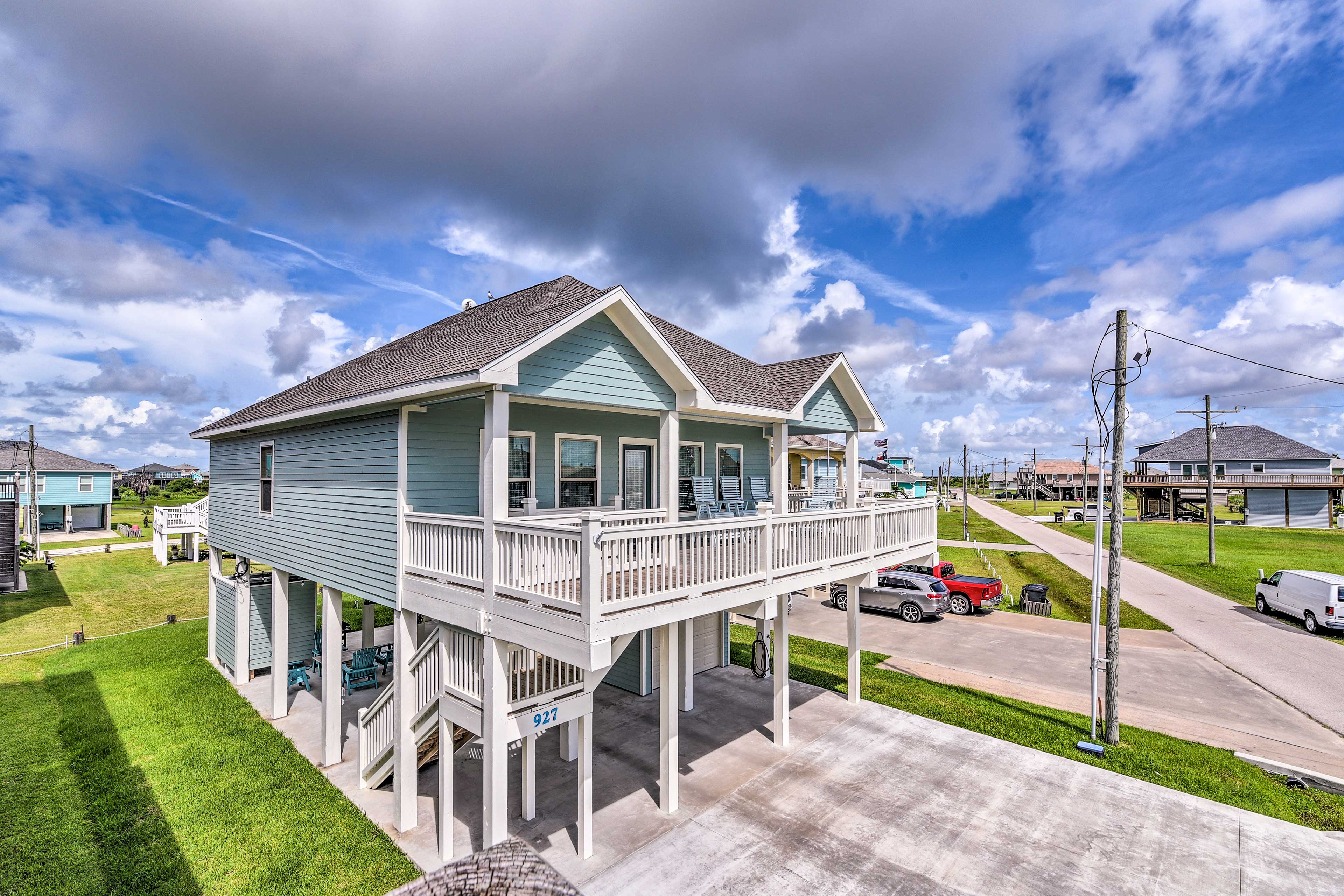 Property Image 1 - Crystal Beach Family Retreat: Walk to the Shore!