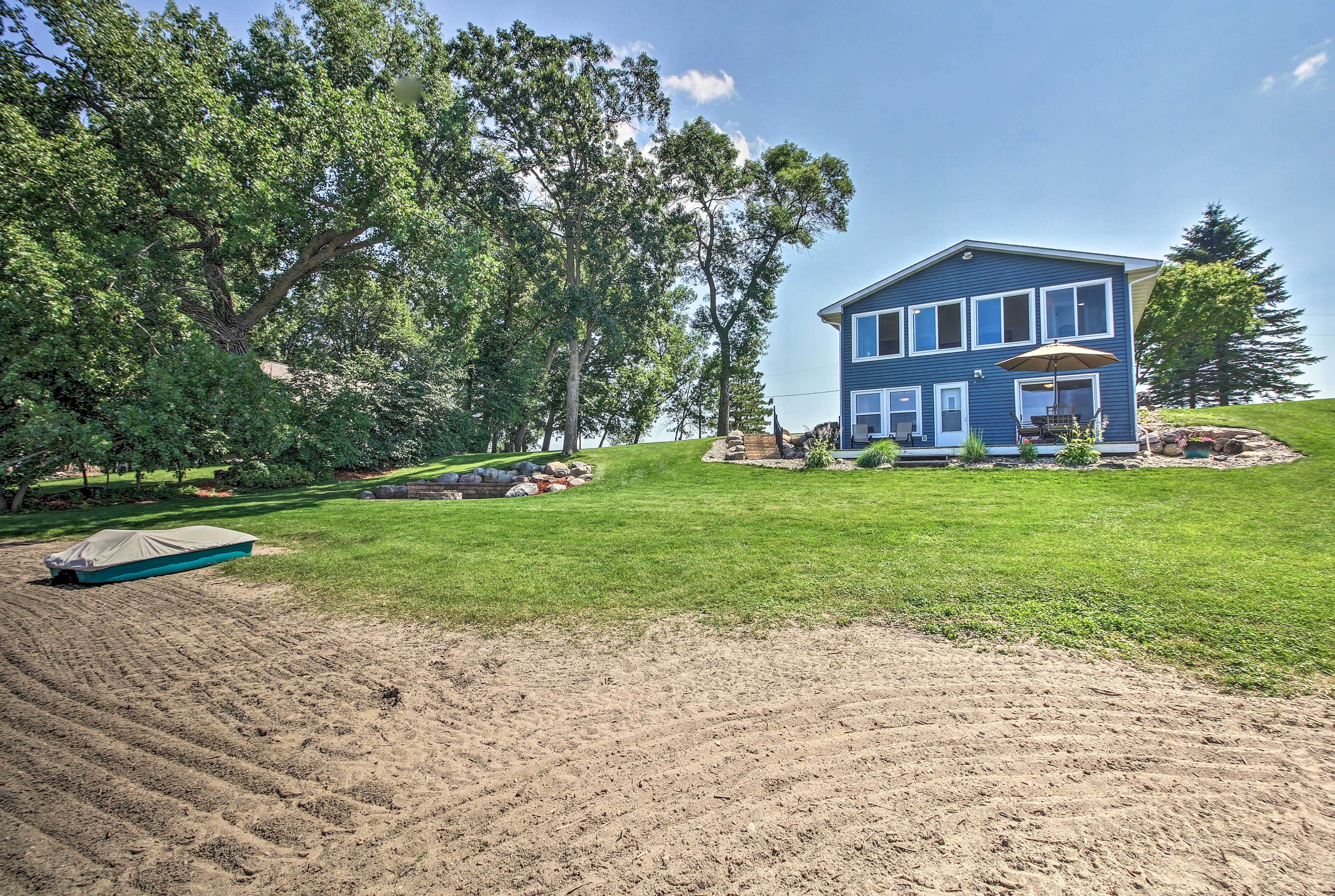 Lake Mary Cottage w/ Private Beach & Boat Dock