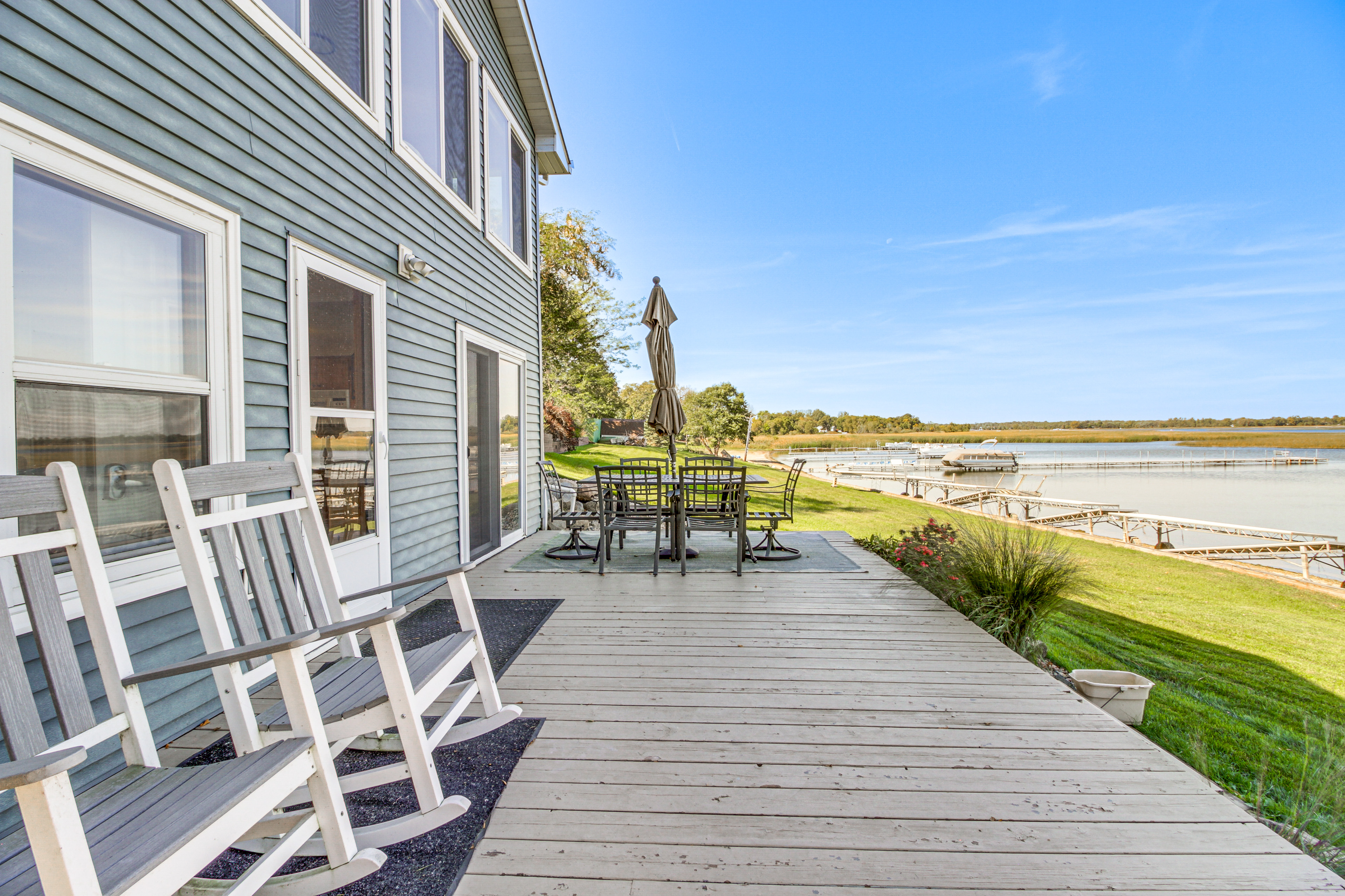 Property Image 2 - Lake Mary Cottage w/ Private Beach & Boat Dock