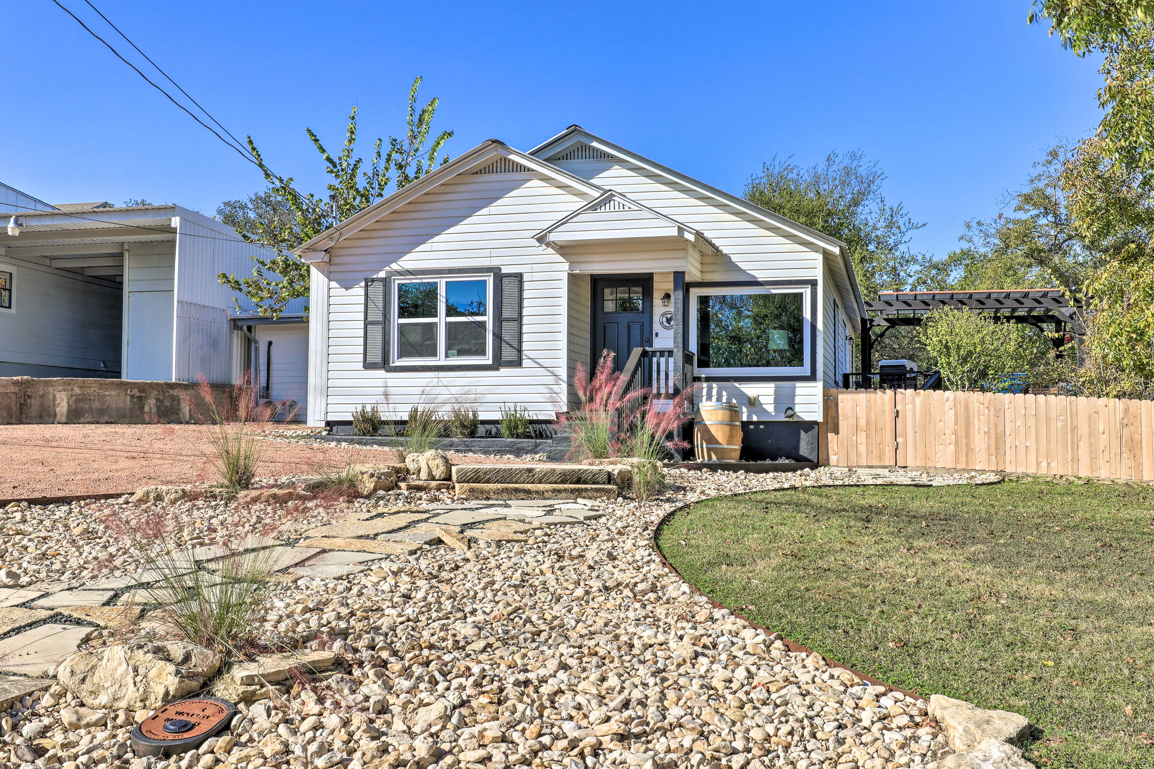 Property Image 2 - Fredericksburg Getaway w/ Covered Deck & Fire Pit!