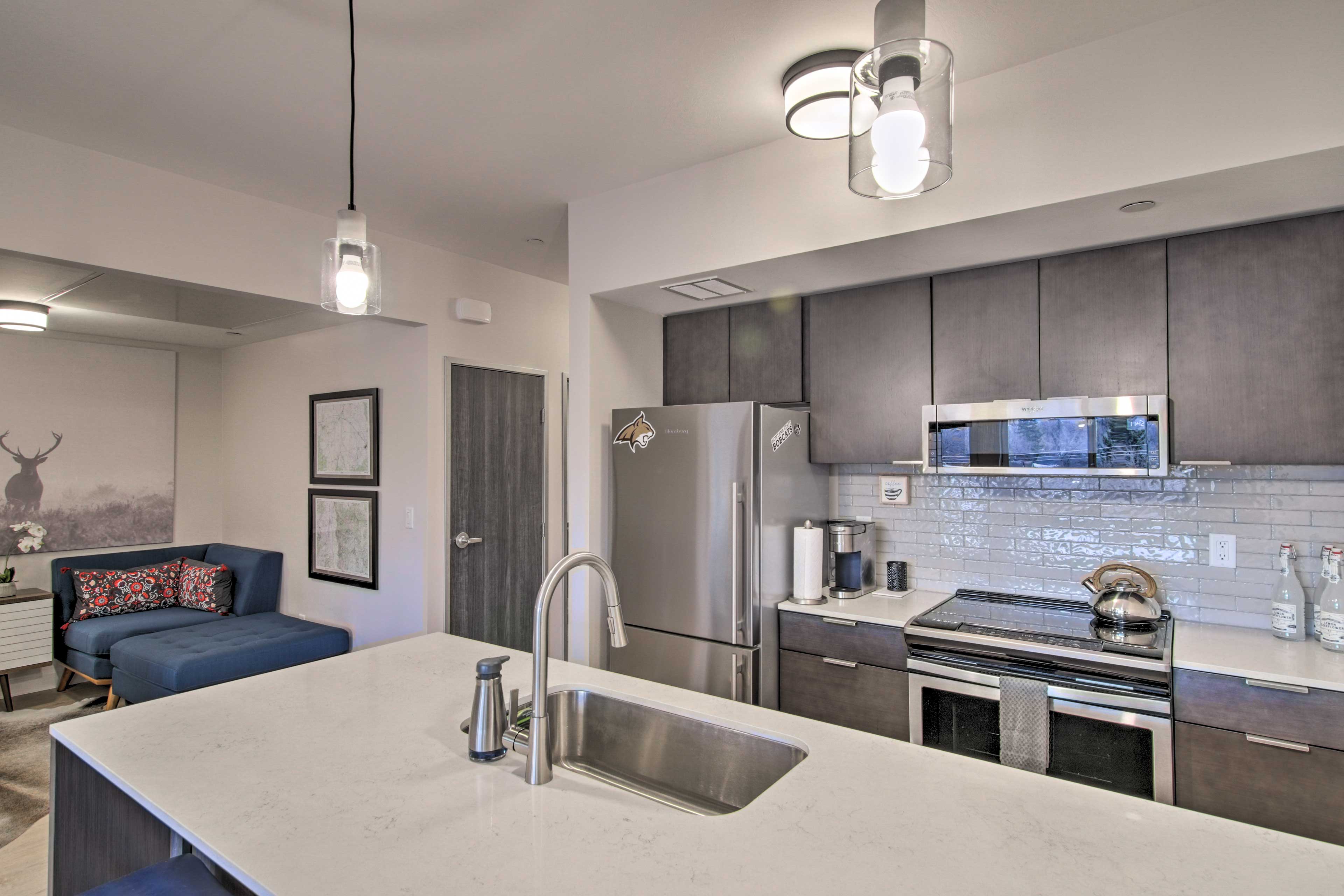 Chic Bozeman Apartment - 1 Block Off West Main St!