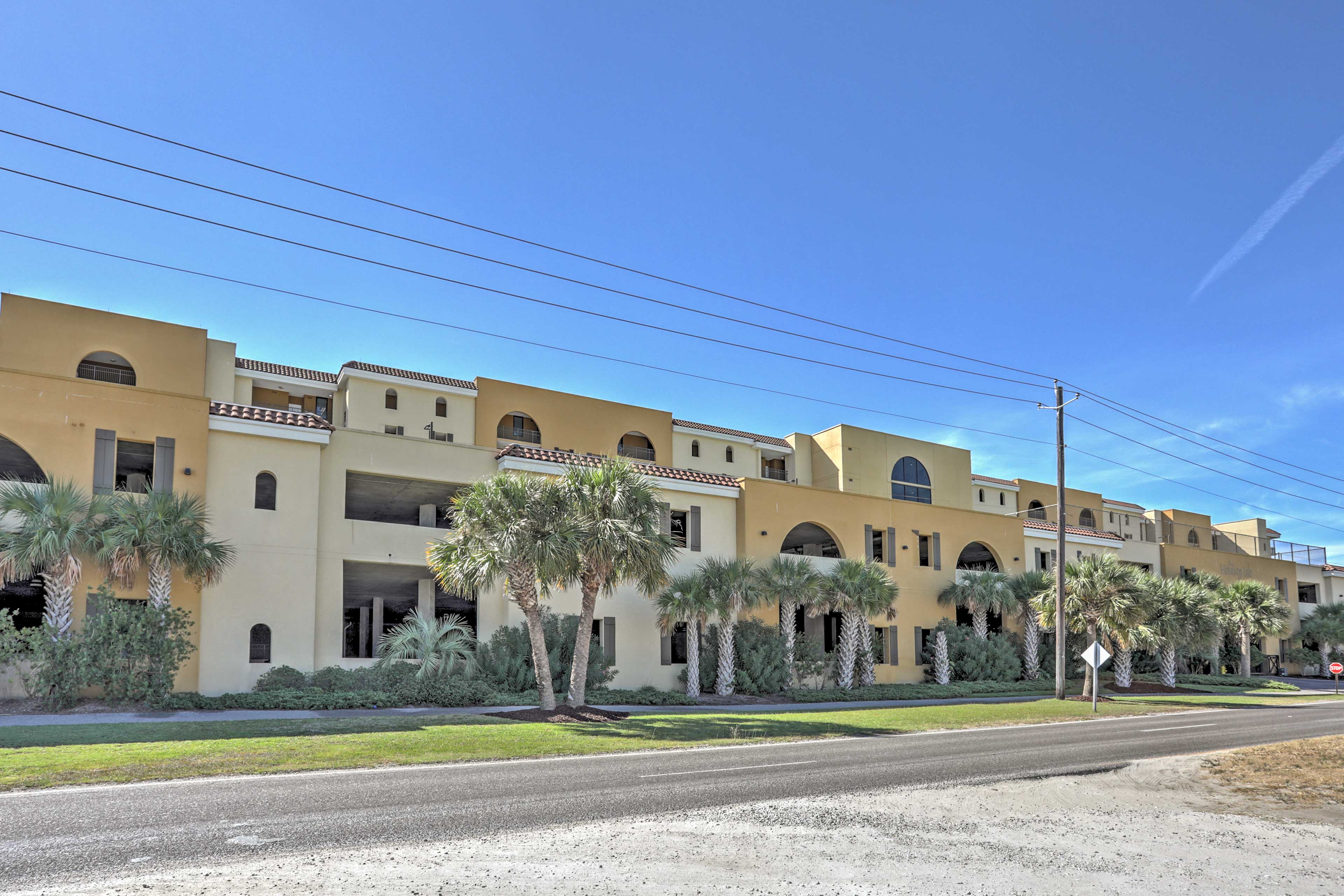 Property Image 1 - Beachfront Bliss on Dauphin Island w/ Pool Access!