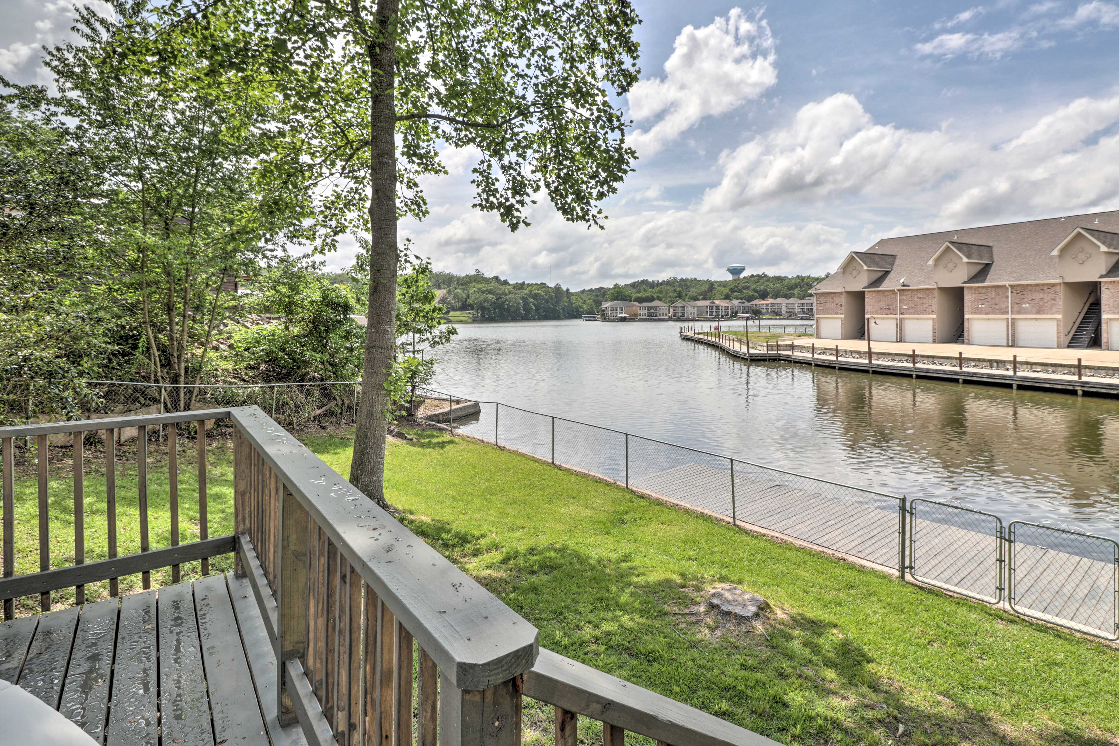 Property Image 2 - Luxe ‘Ivy Cove’ Waterfront Home w/ Private Dock!