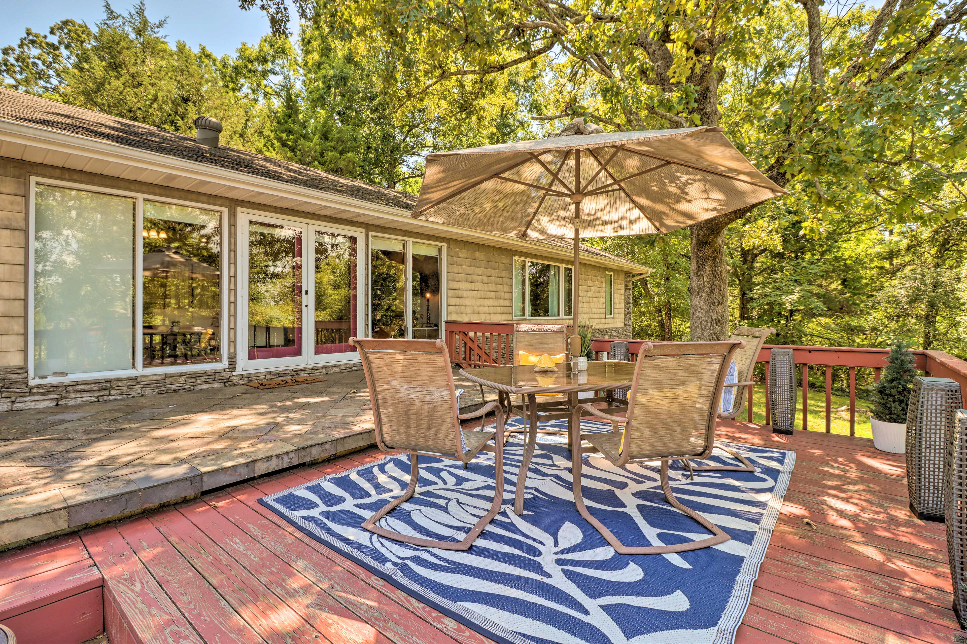 Norfork Lake Getaway: Deck, 6 Mi to Main St!