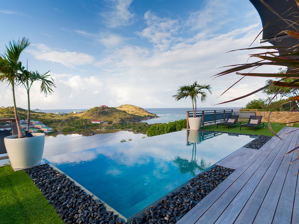 Lovely heated pool  3 m x 7 m facing the beautiful view. Terrace with deck chairs and lounge area. 