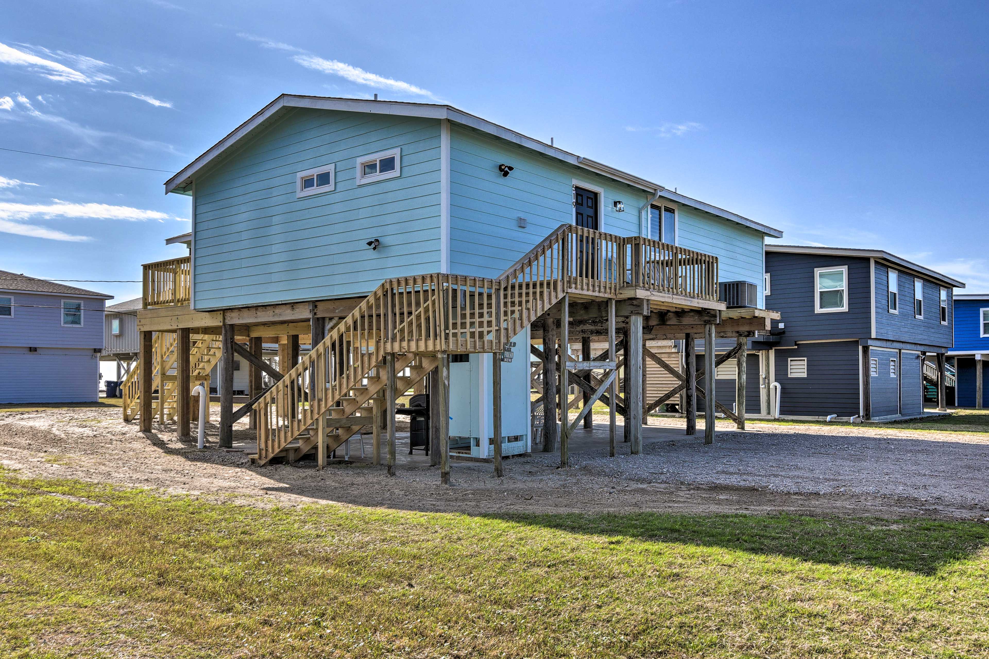 Property Image 2 - Surfside Beach Vacation Rental w/ Ocean Views