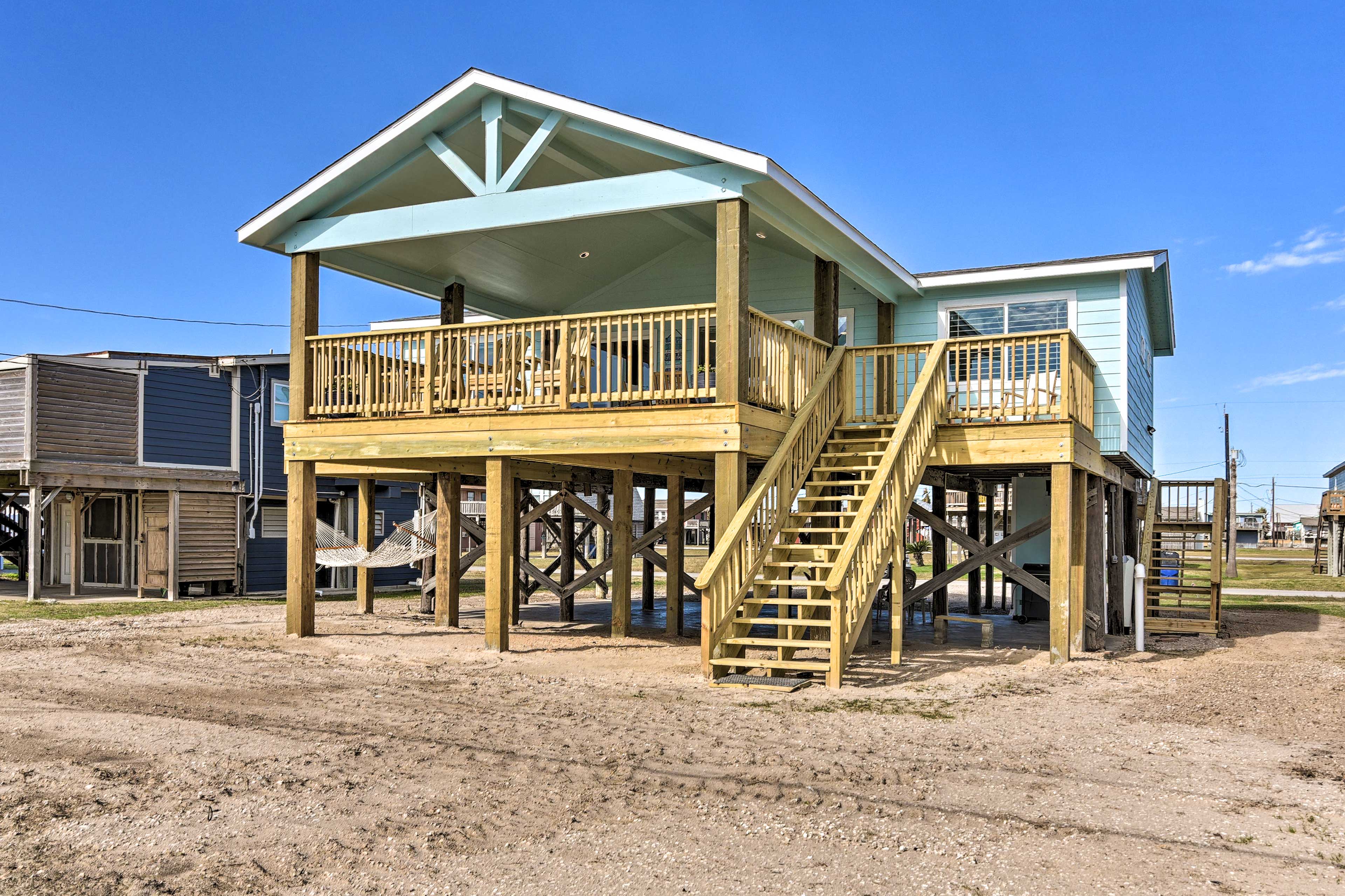Property Image 2 - Surfside Beach Vacation Rental w/ Ocean Views
