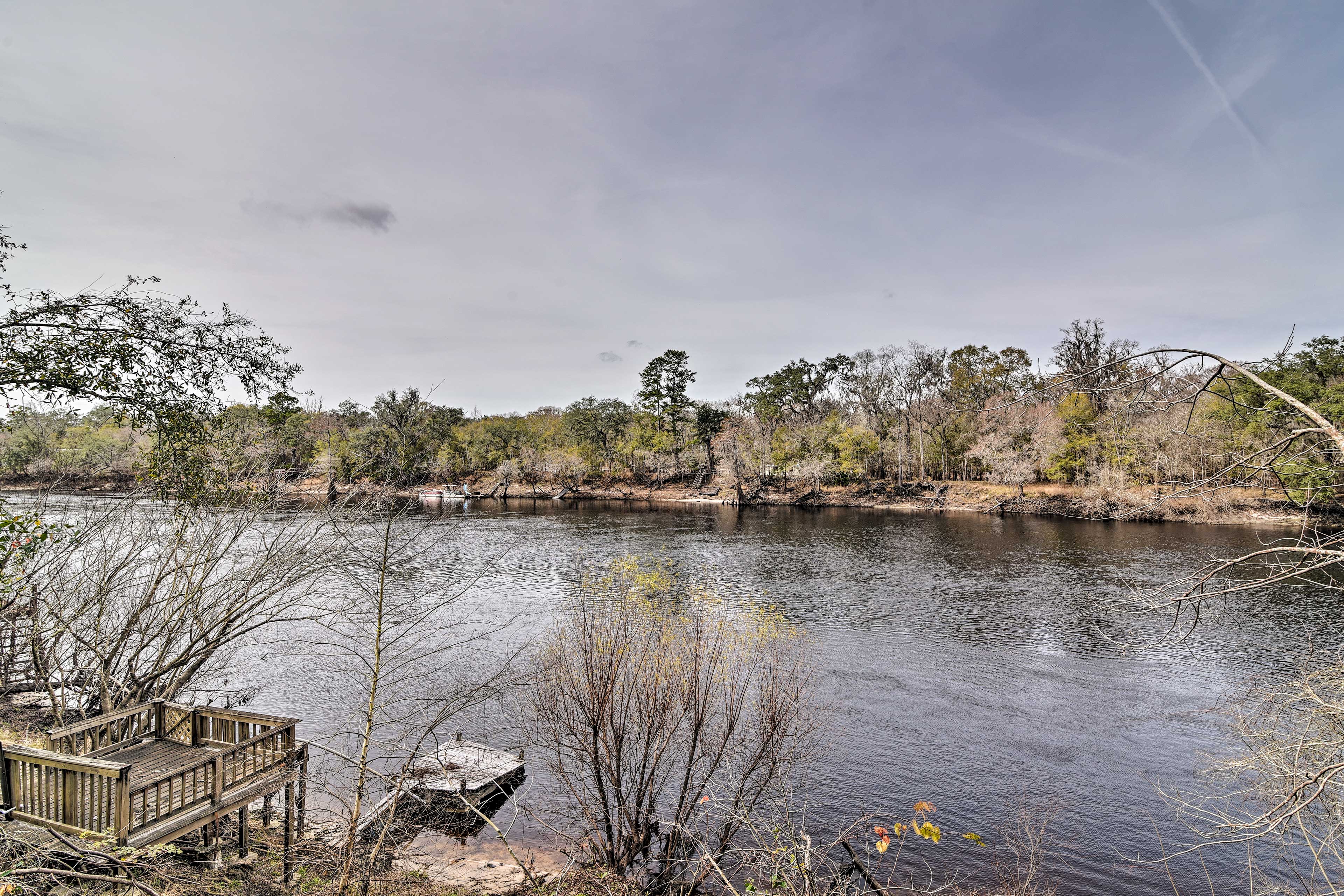 Property Image 1 - Fishing Paradise w/ Deck On Suwannee River