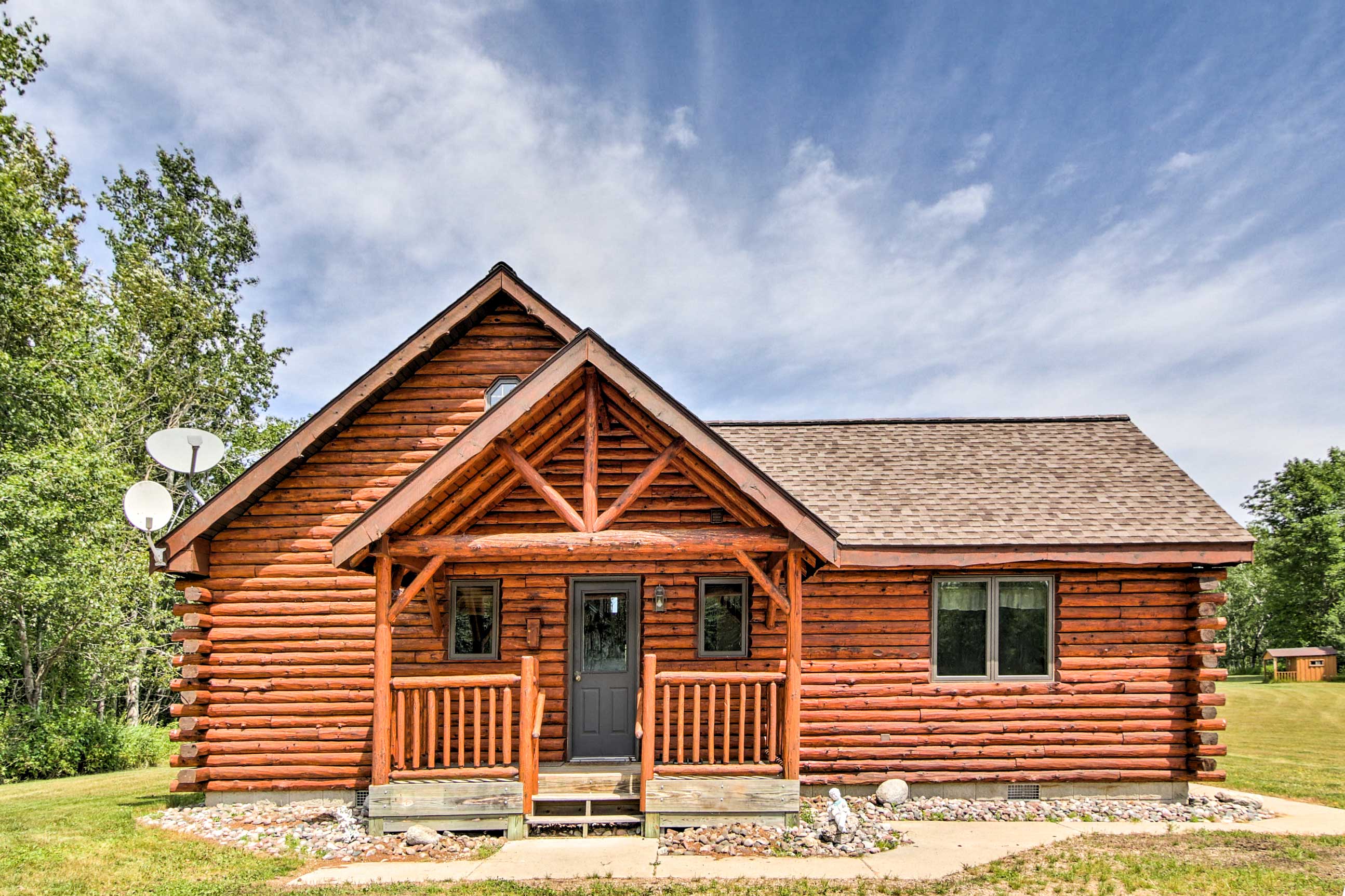 Property Image 1 - Rapid River Log Cabin w/ Loft on 160 Scenic Acres