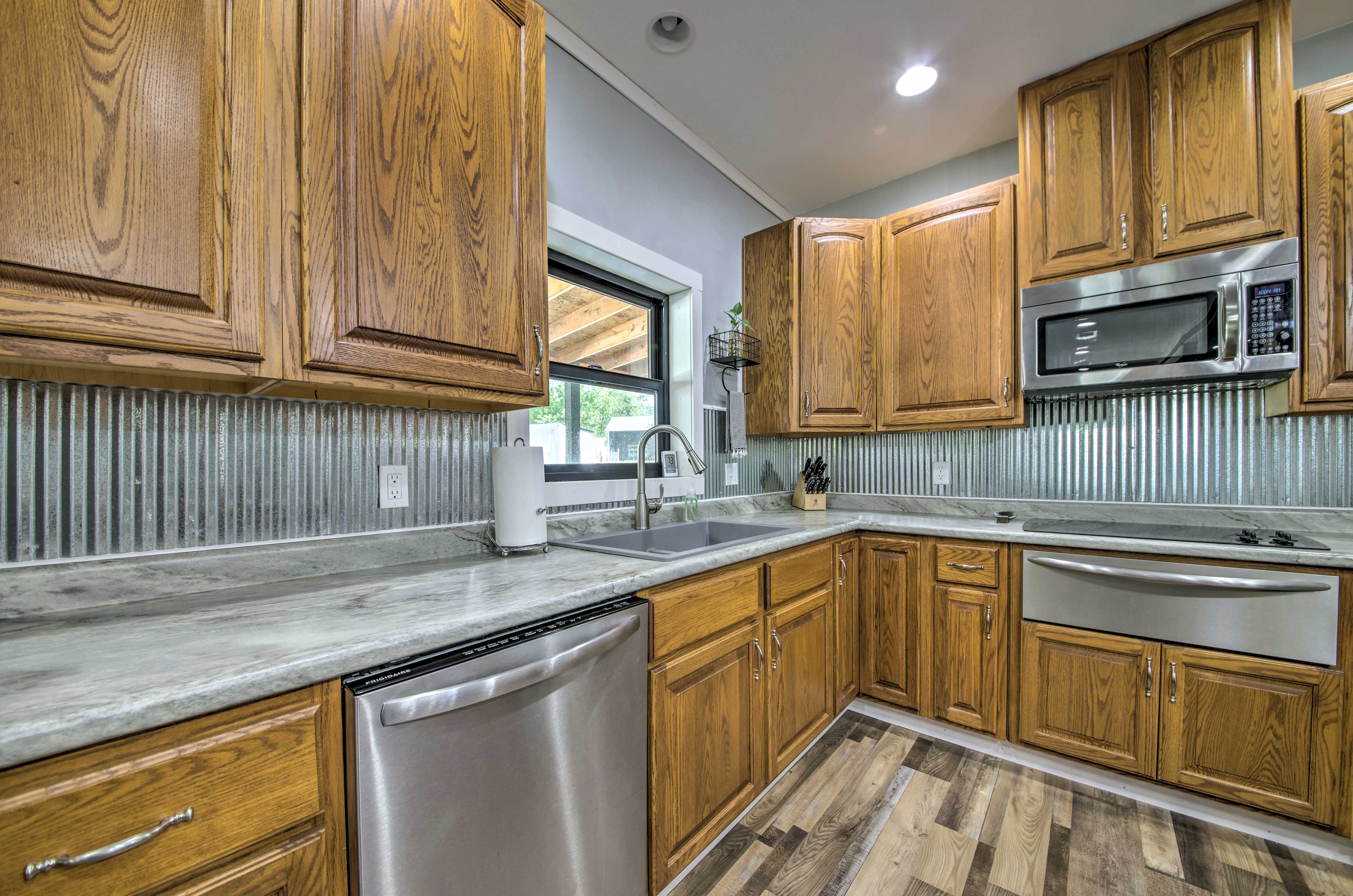 Peaceful Guest Home w/ Patio on 152-Acre Farm