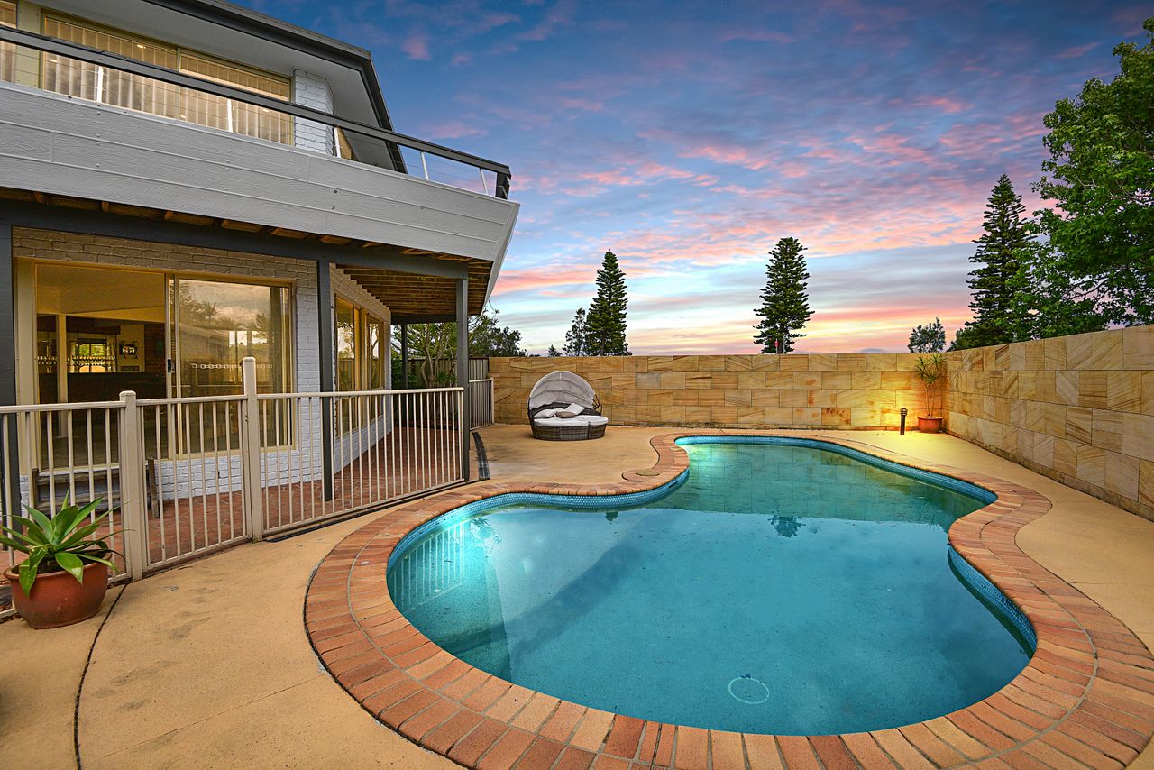 Property Image 1 - Sunset Lake House