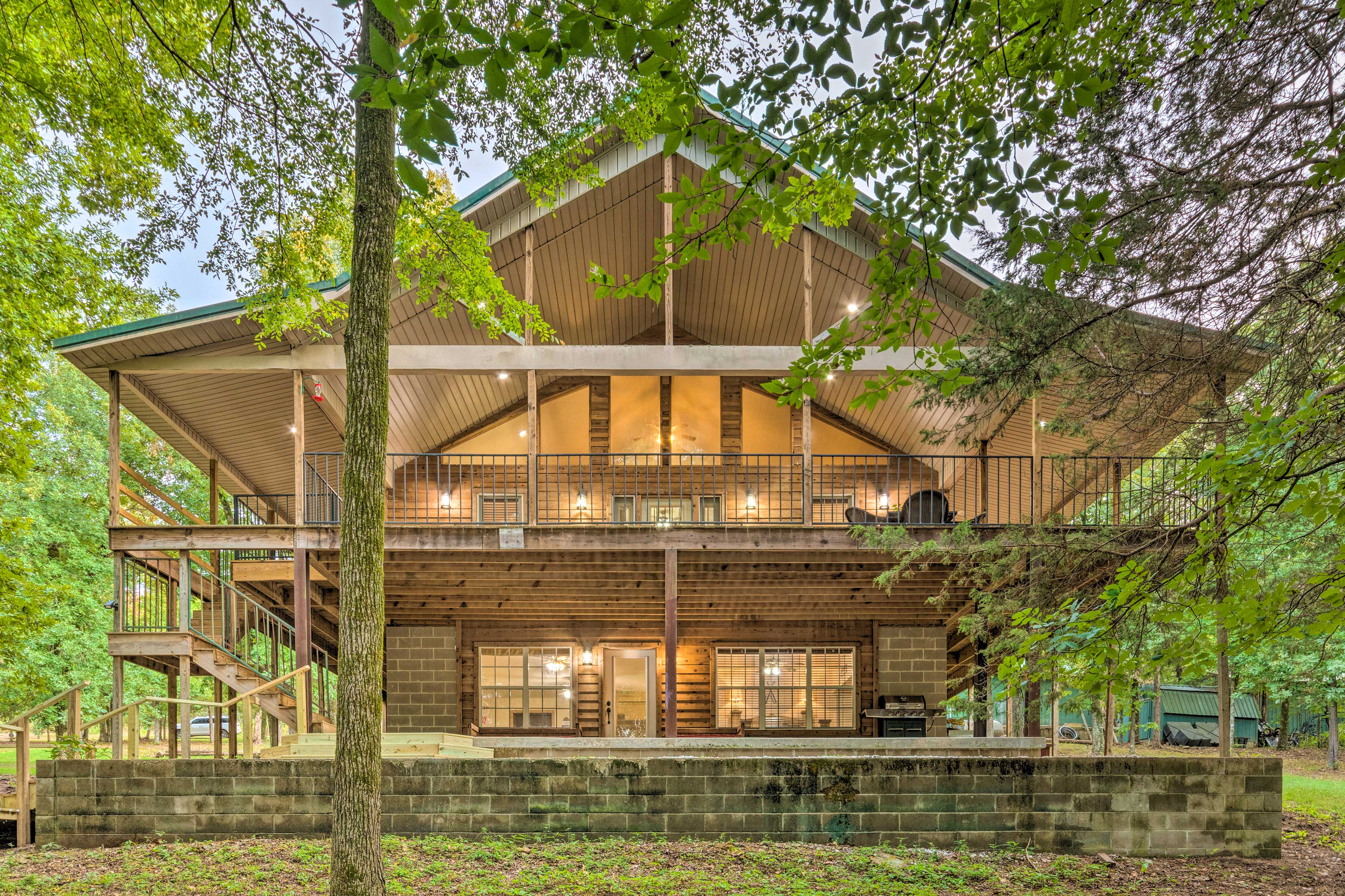 Property Image 1 - Lakefront Hideaway in Scranton: Spacious Deck