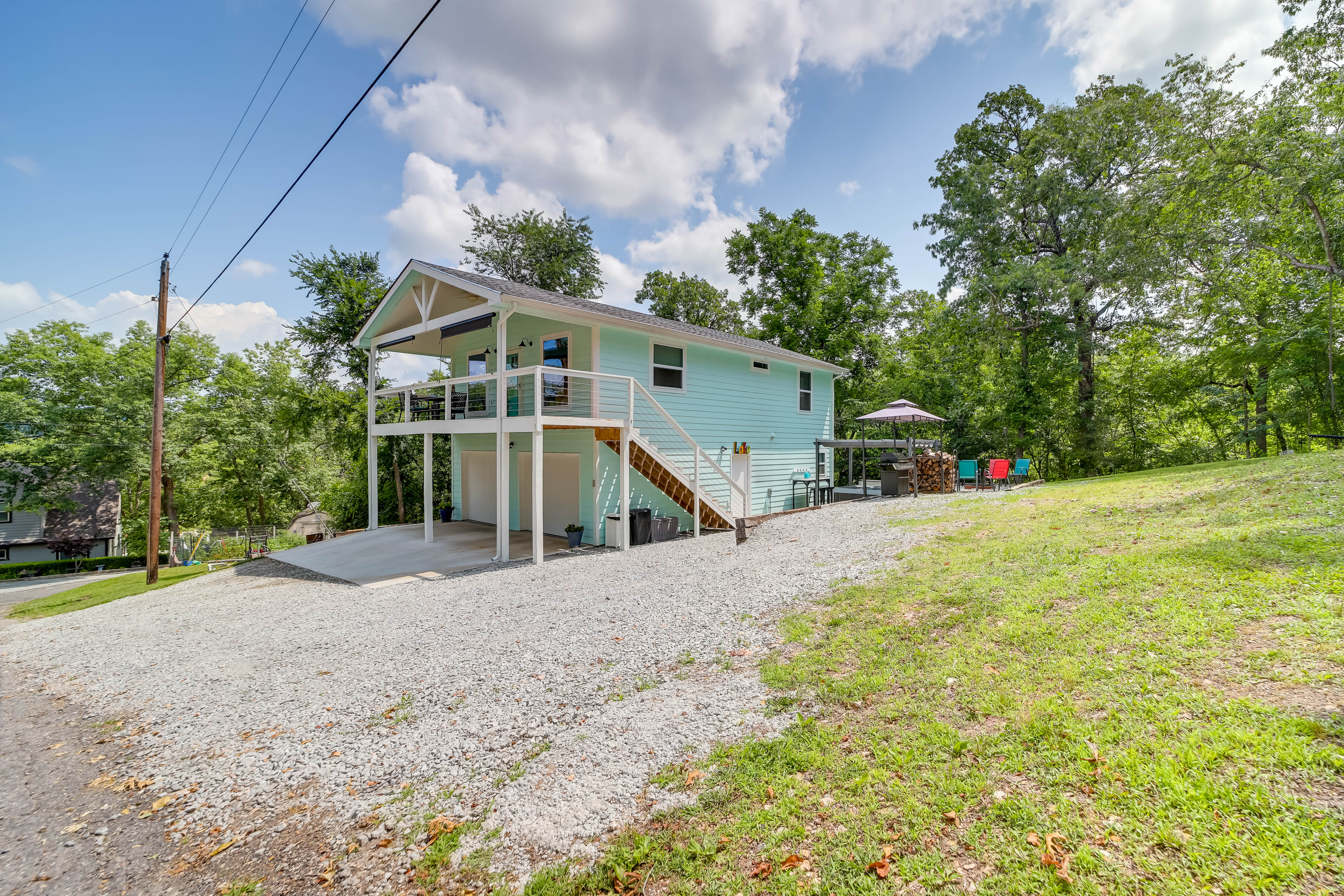 Property Image 2 - Cozy Eucha Cottage At Grand Lake w/ Hot Tub!