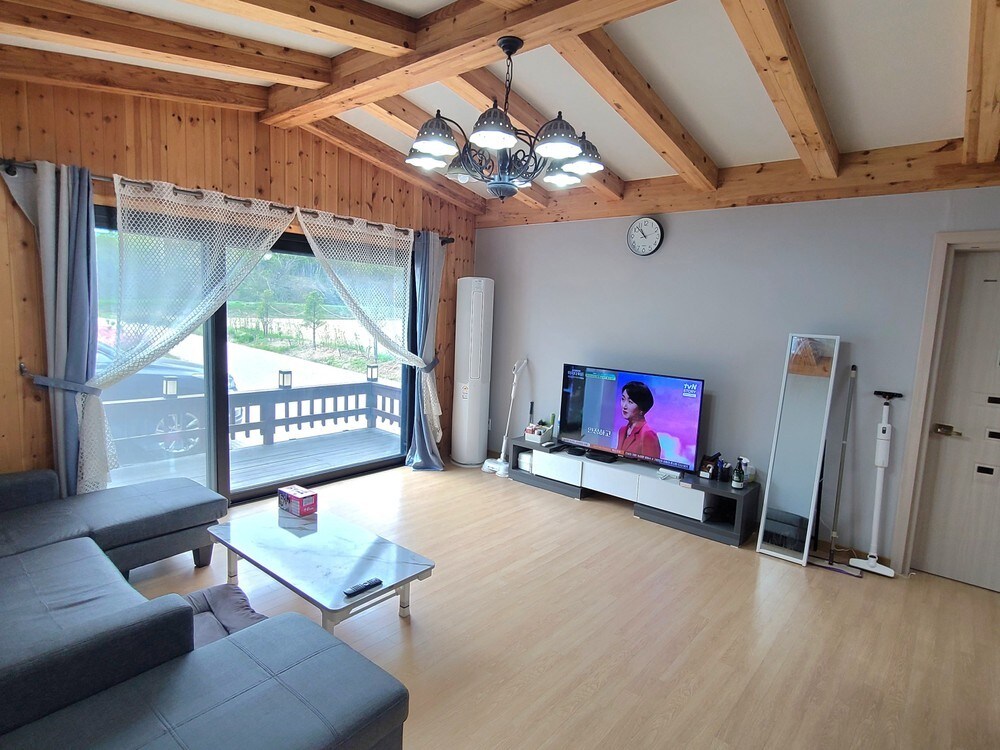 Property Image 2 - Haedameun Villa Pension Private House