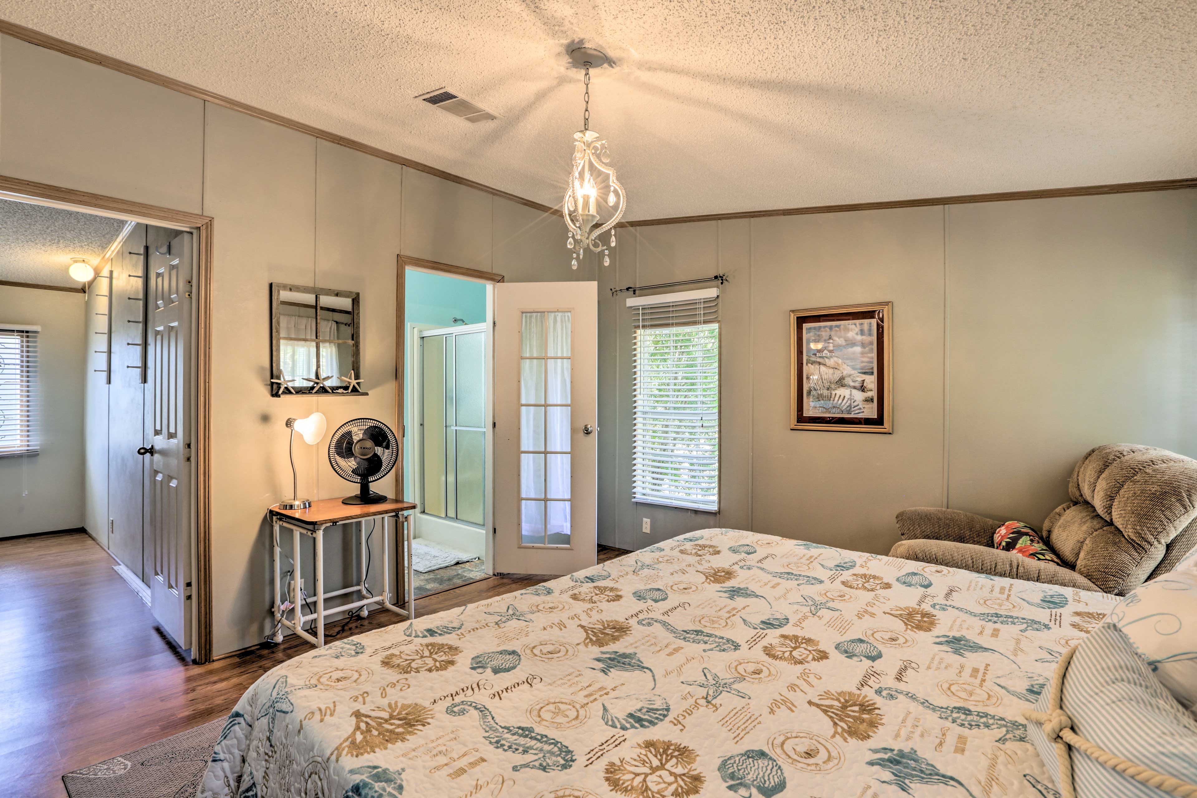 Steinhatchee Home w/ Boat Parking: 1 Mi to Marina