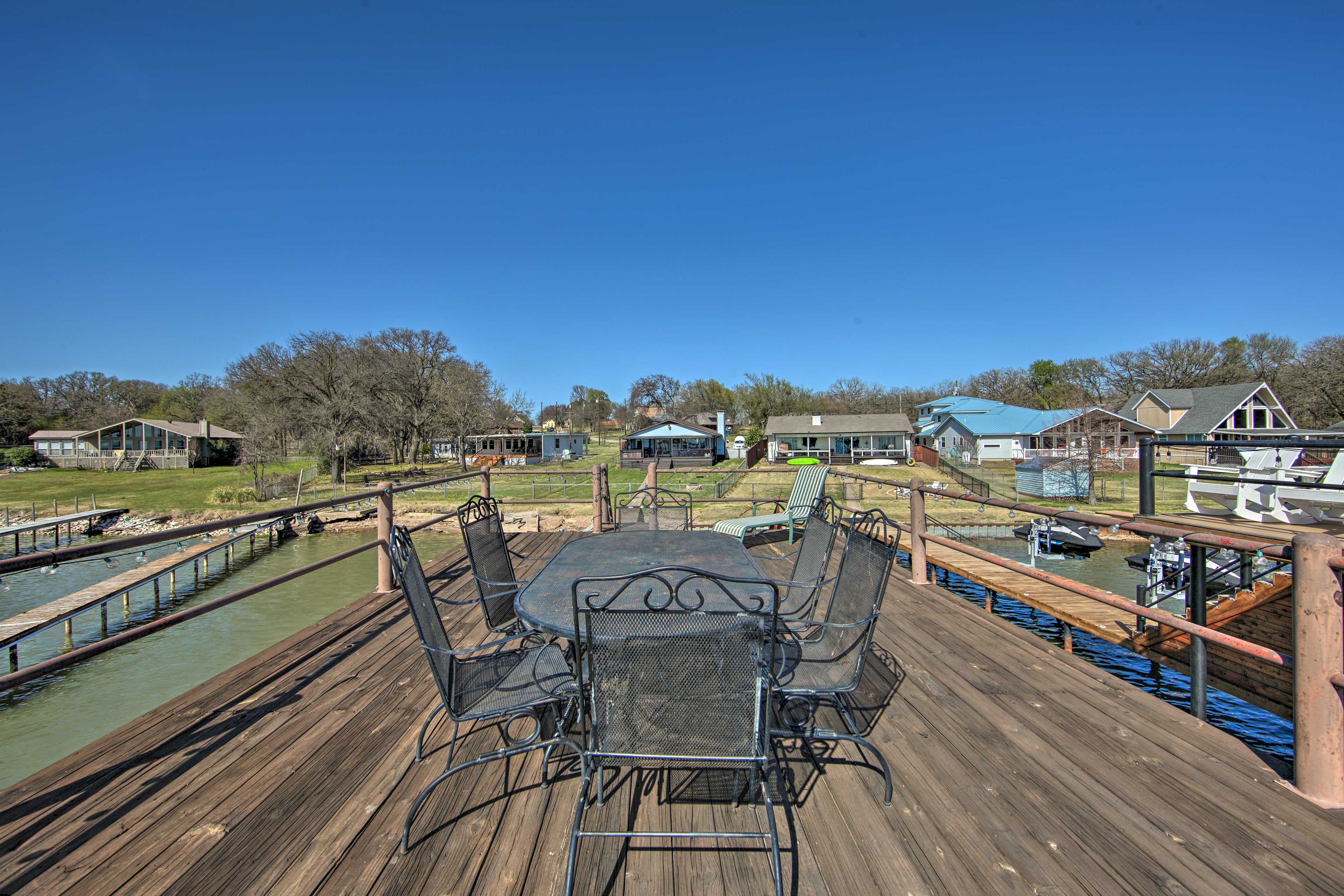 Property Image 1 - Gun Barrel City Home w/ Hot Tub!