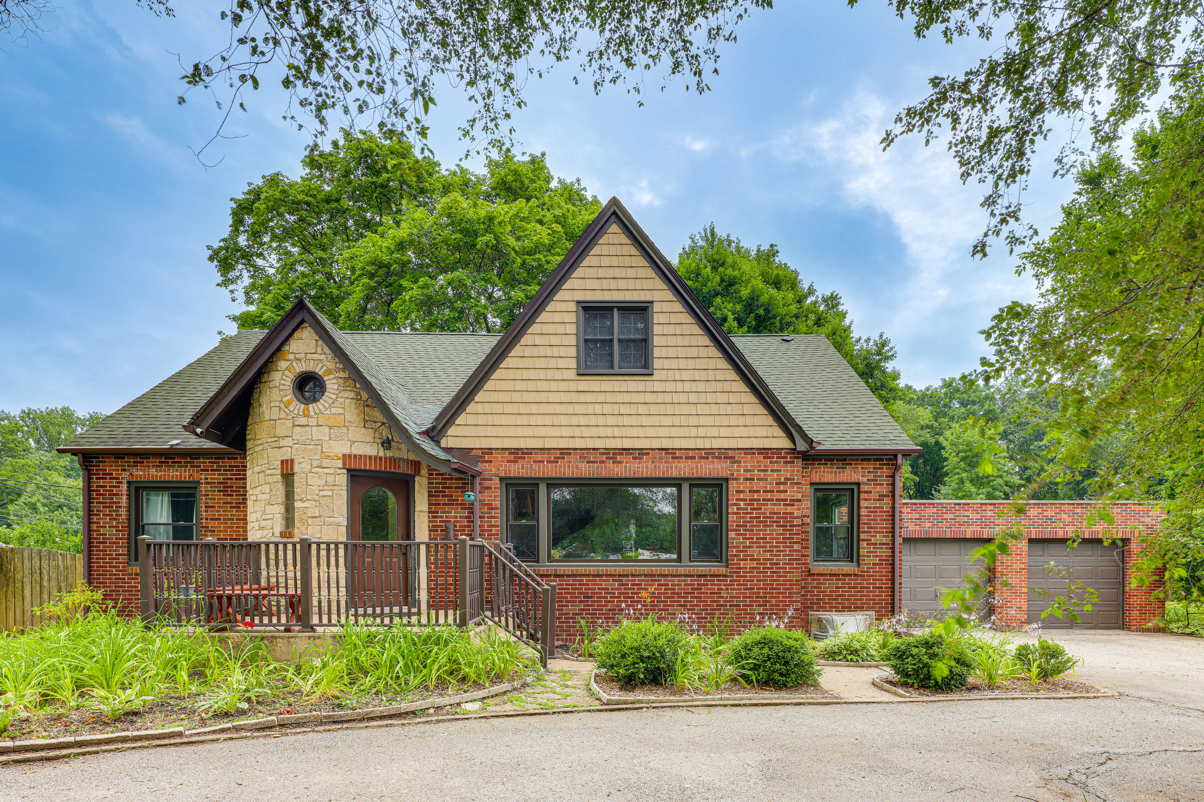 Property Image 1 - Cozy Abode ~ 3 Mi to Indiana Dunes Nat’l Park