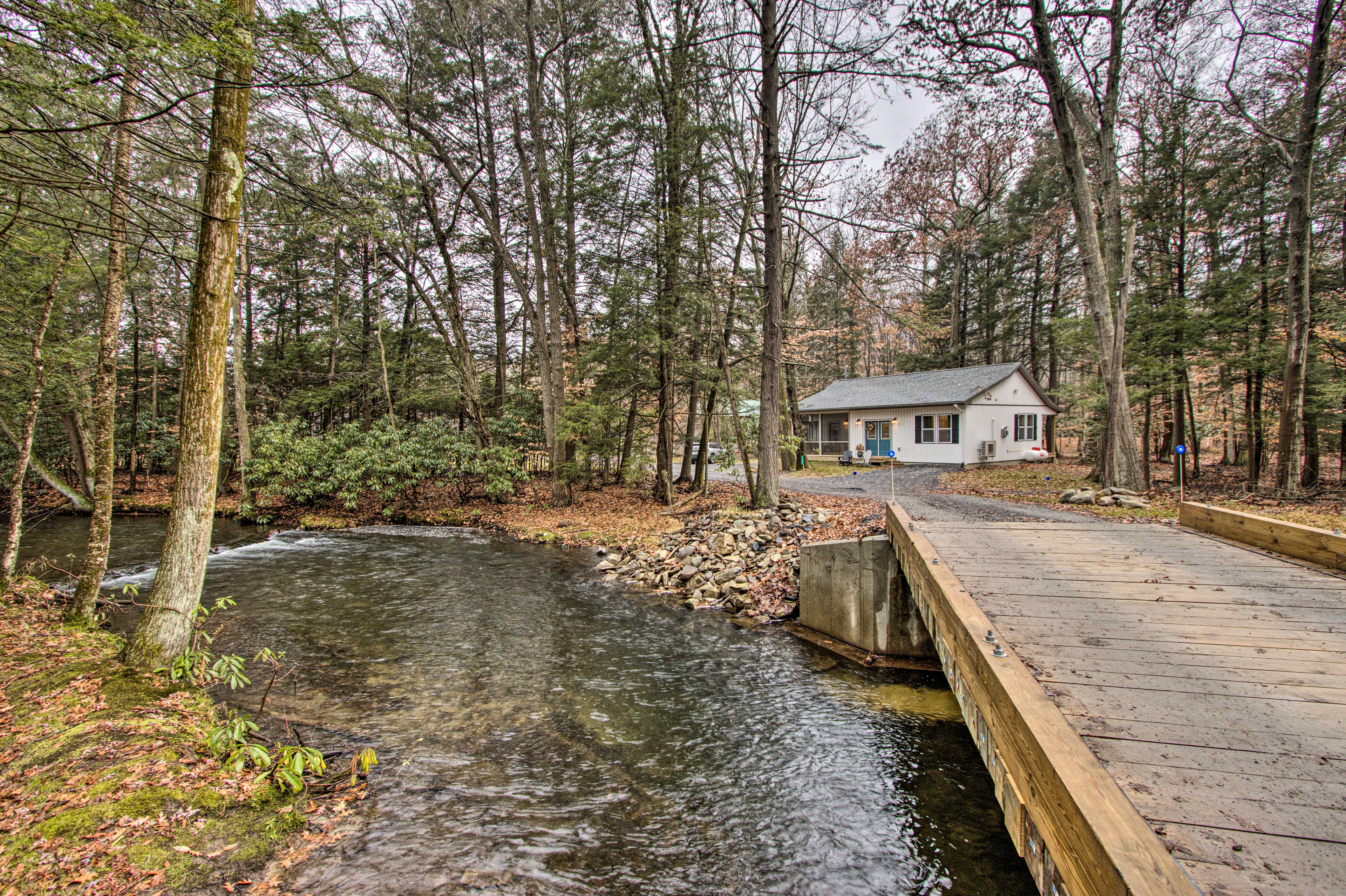 Property Image 1 - Creekside ’Lincoln Lodge’ in the Pocono Mtns!