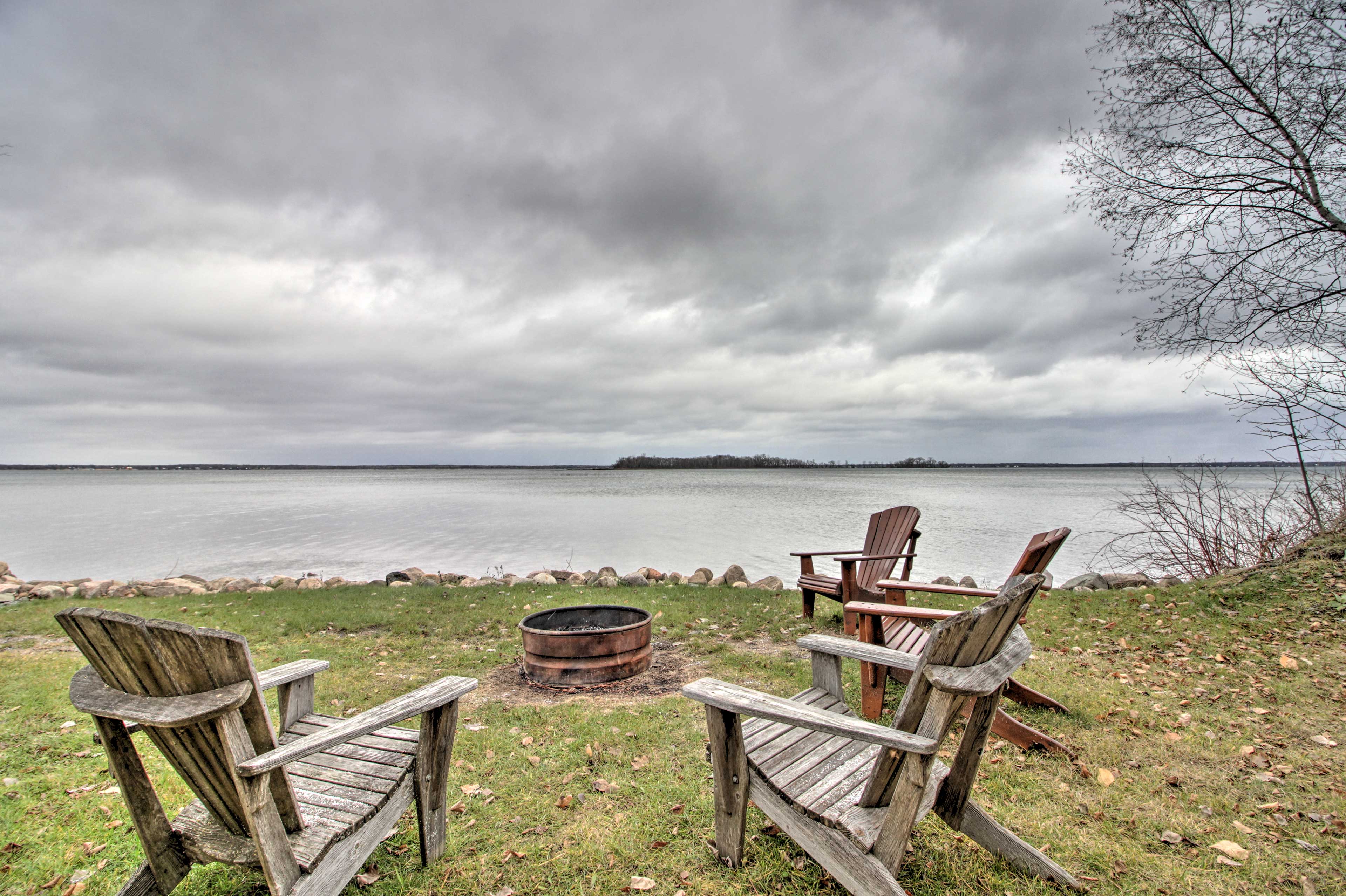 Property Image 2 - Lakefront Retreat w/ Fire Pit, Dock & Grill!