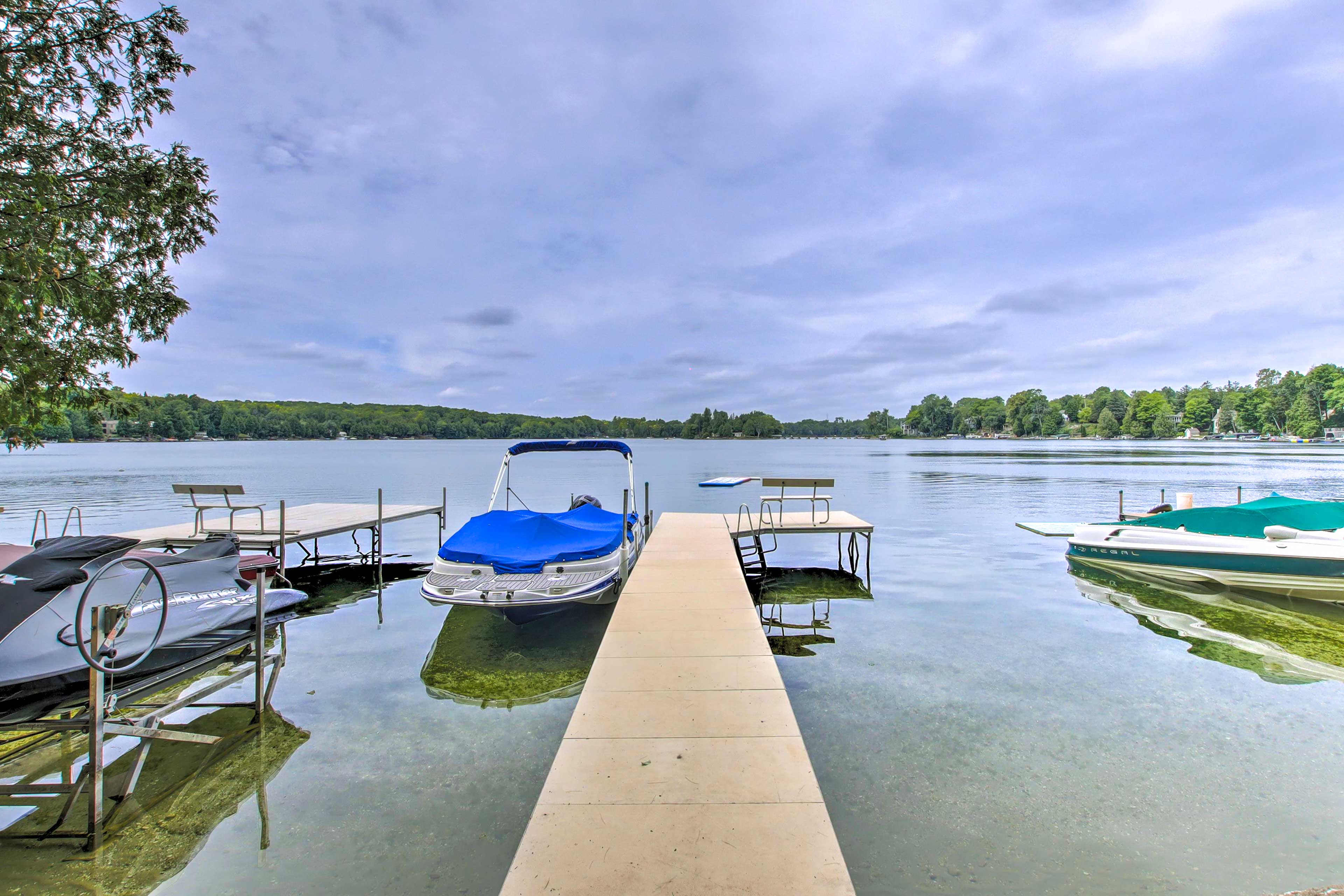 Property Image 2 - Lakefront Plymouth Cottage w/ Private Hot Tub