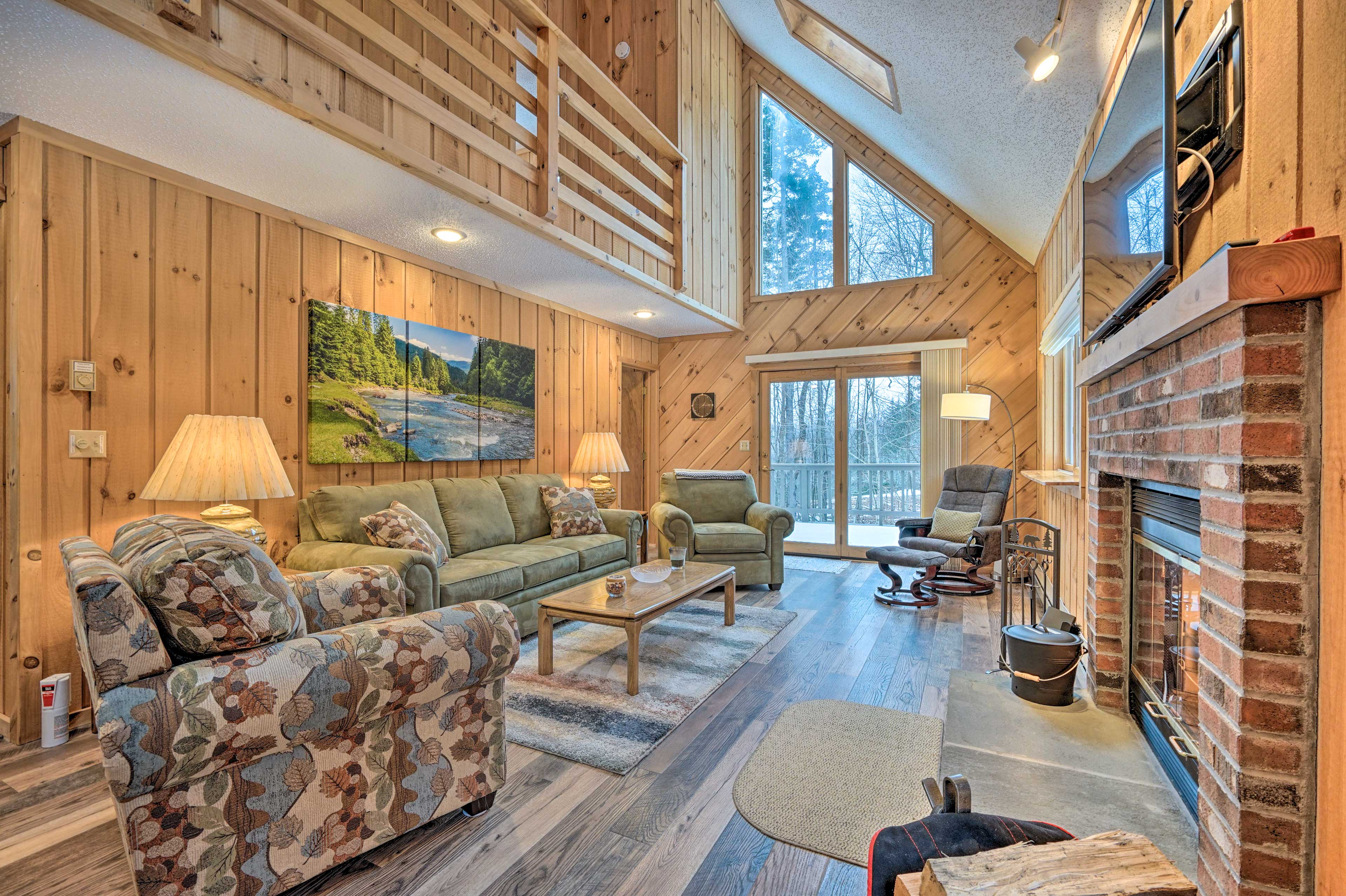 Property Image 2 - Relaxing Home Mins from Mt Snow, Hiking, & Lakes