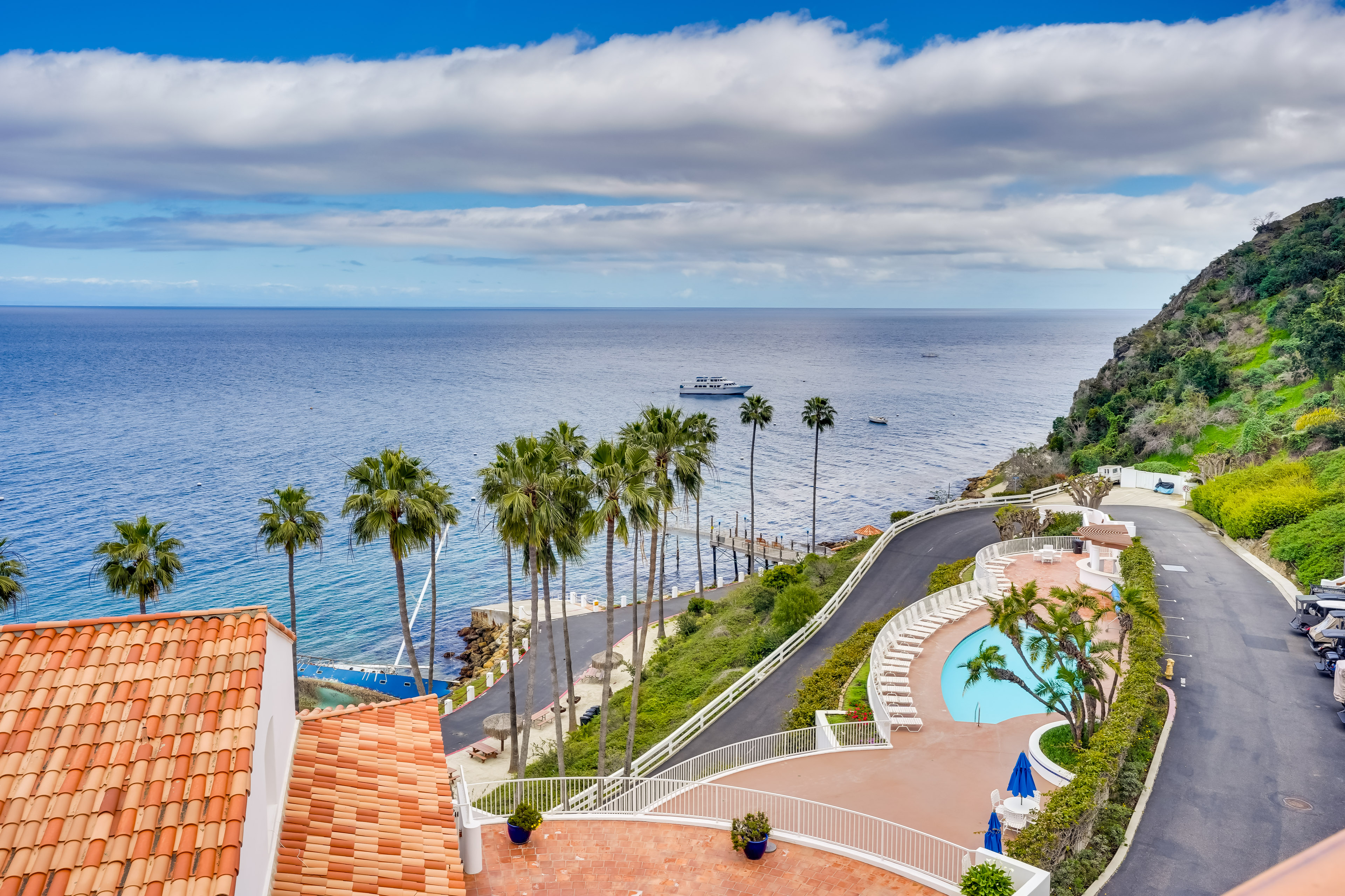 Property Image 2 - Bright Catalina Island Condo w/ Ocean Views!