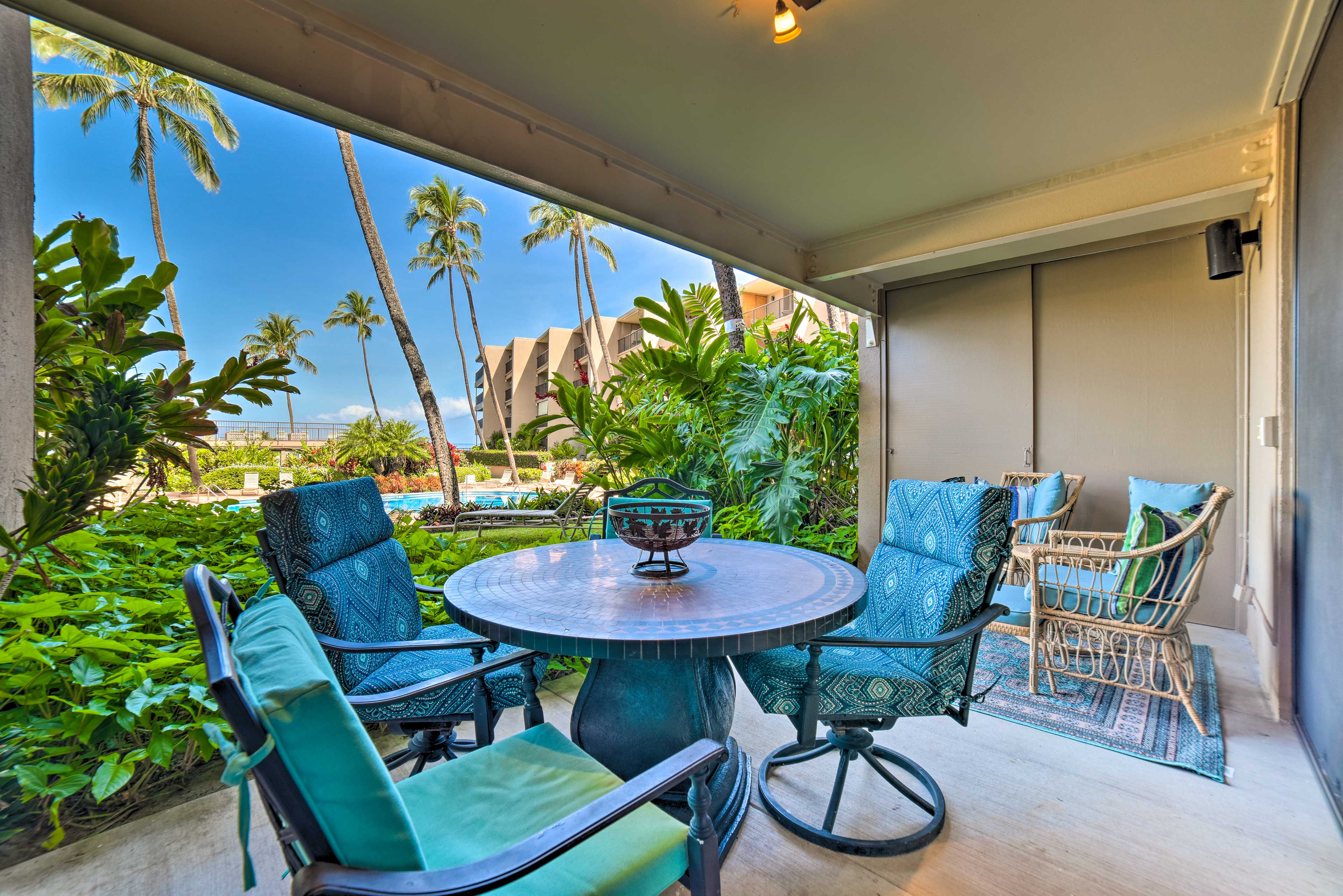 Property Image 1 - NEW! Airy Lahaina Hideaway w/ Pool + Beach Access!