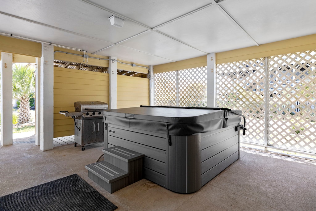 Hot Tub