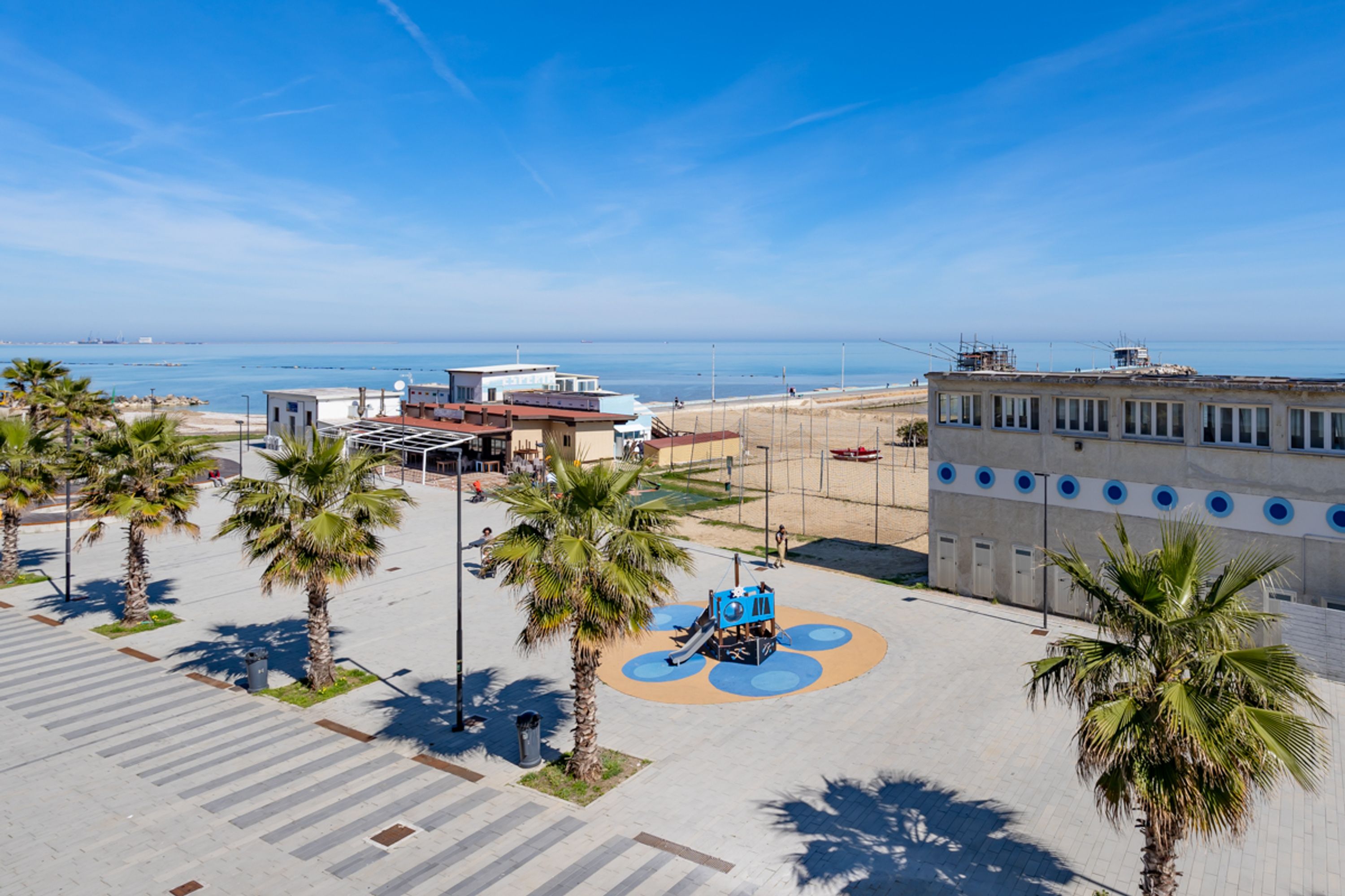 Property Image 2 - La perla sul mare in Marina di San Vito