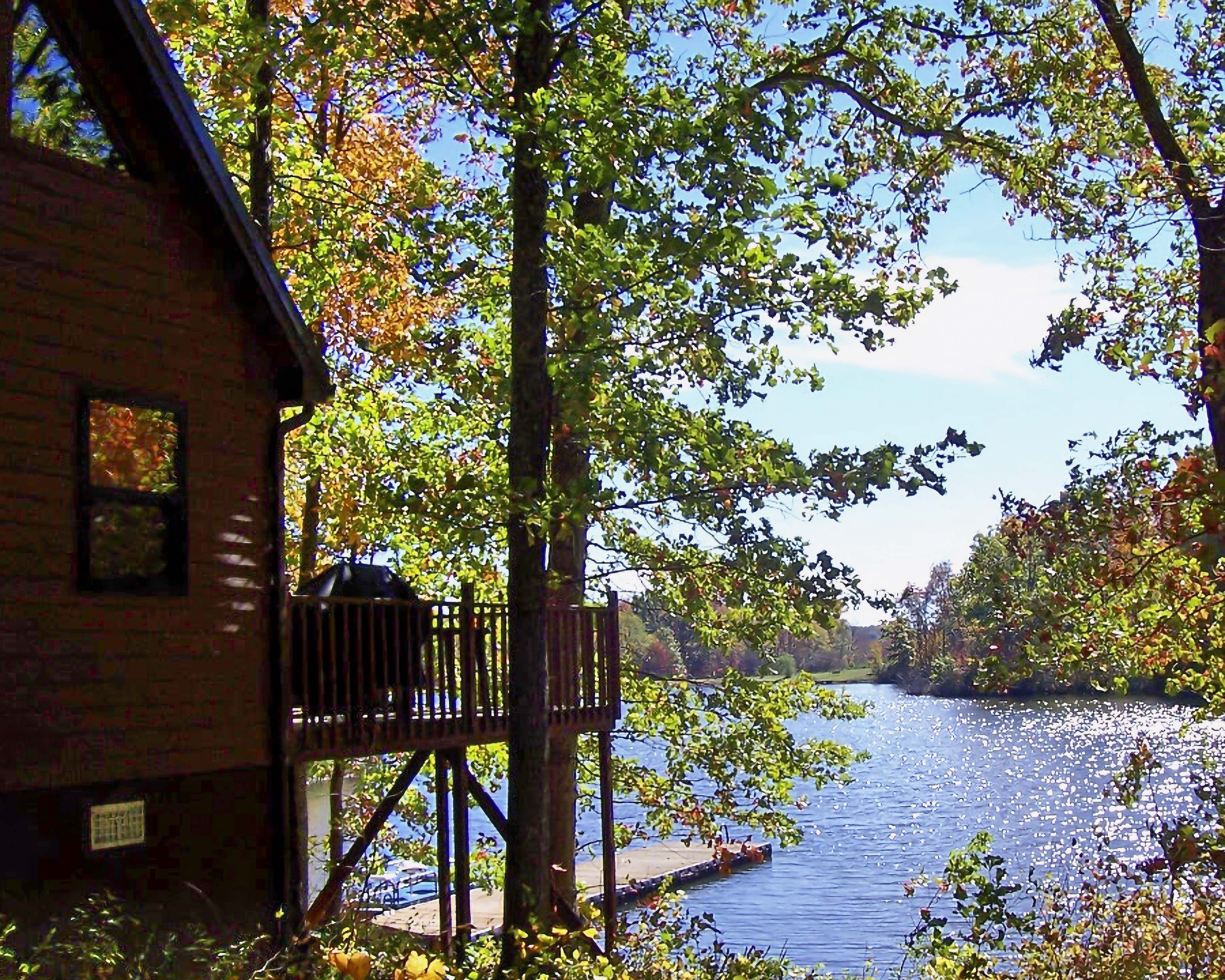 Property Image 1 - Hocking Hills Lake Gem w/ Hot Tub, Dock, 100 Acres