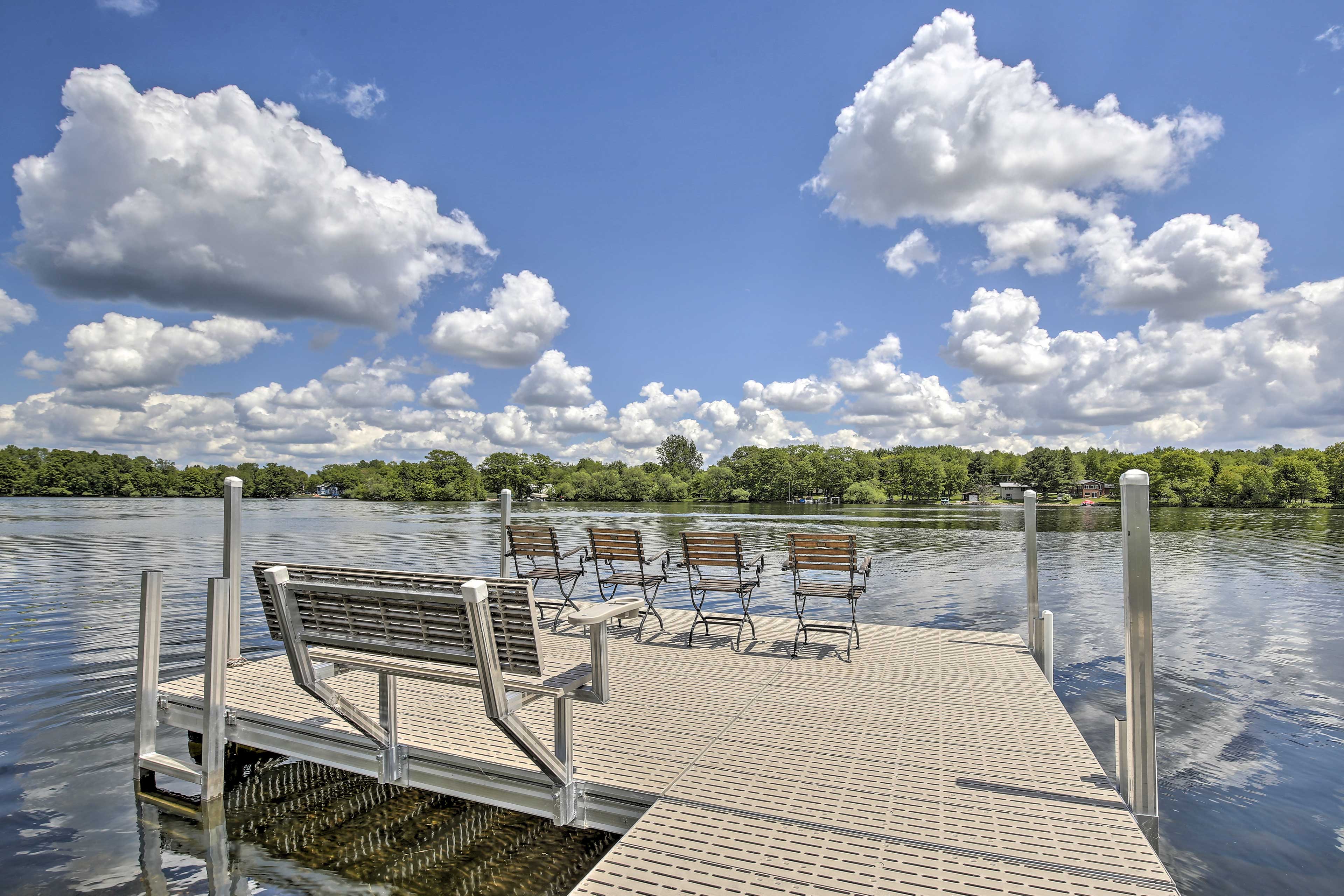 Property Image 1 - ’Cumberland Retreat’ w/ Lakefront Yard & Dock