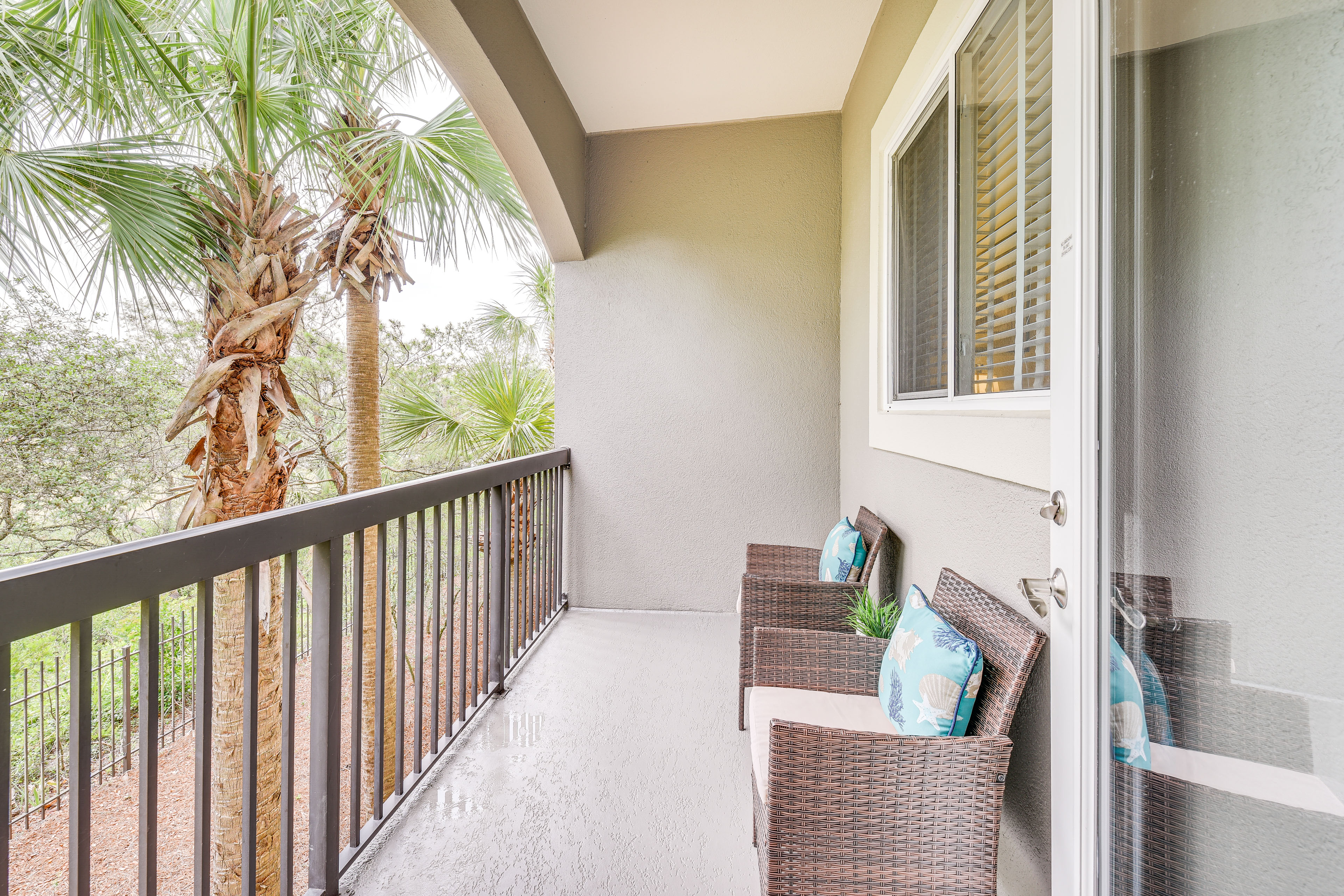 Property Image 2 - Miramar Beach Condo w/ Pool - Walk to Beach!