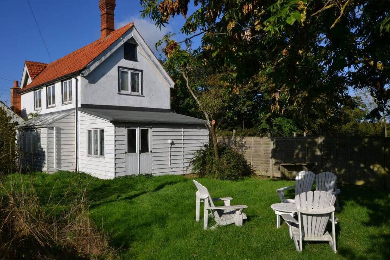 Property Image 1 - OSEA Island: Charismatic Cottage