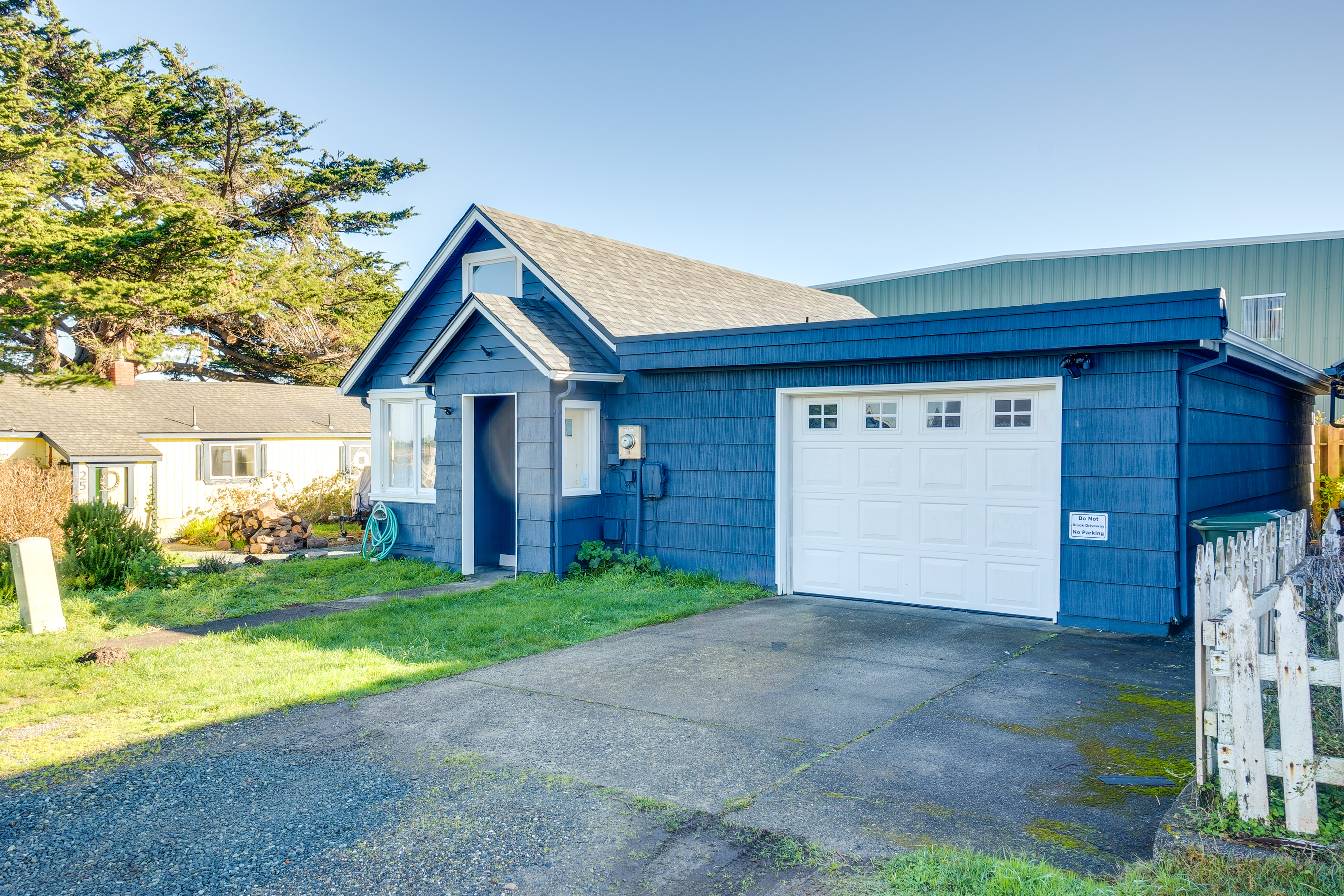 Property Image 2 - Bandon Beach House Rental: Walk to Downtown!