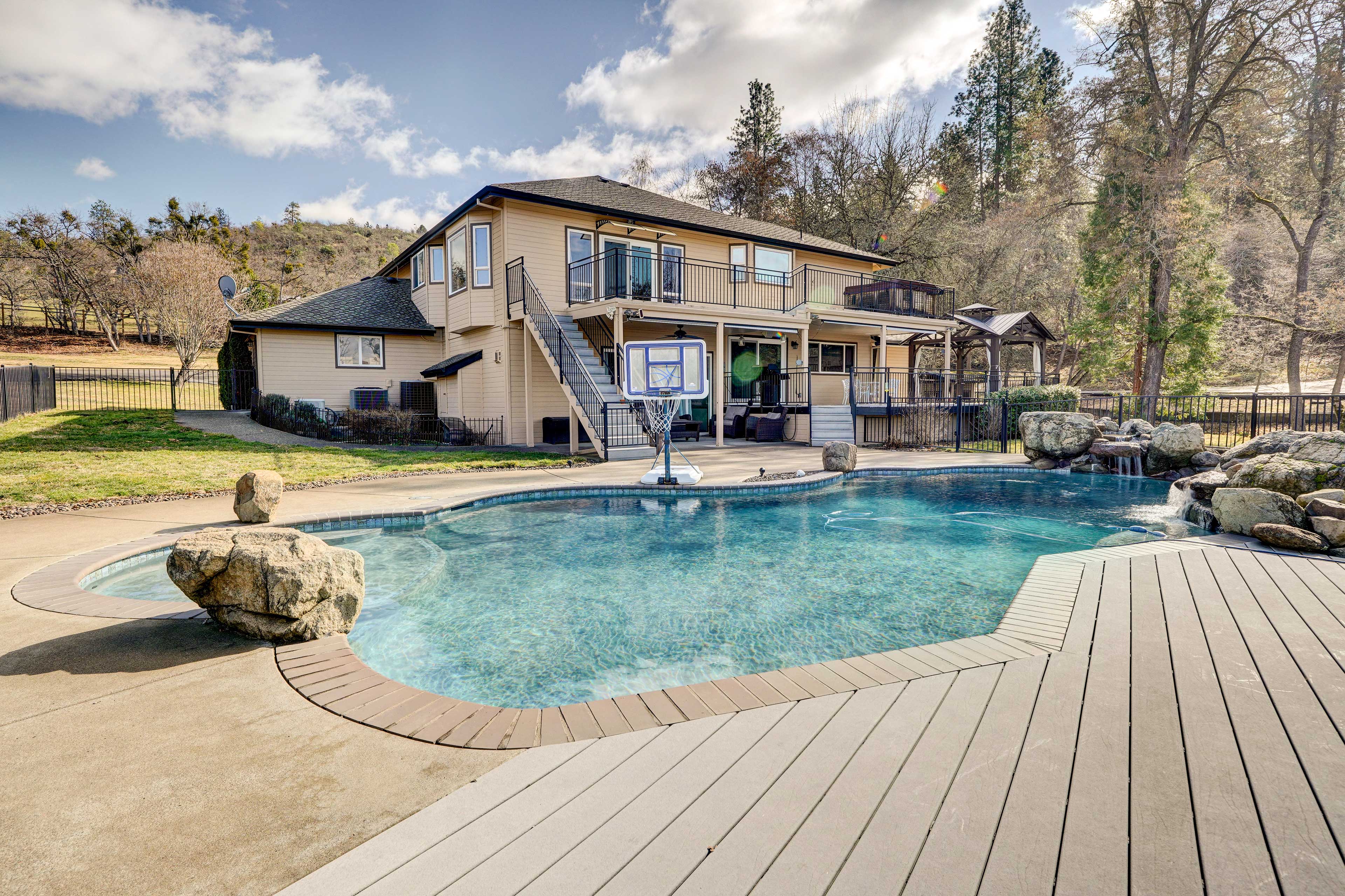 Property Image 2 - Chic Medford Retreat - Outdoor Pool & Sauna!