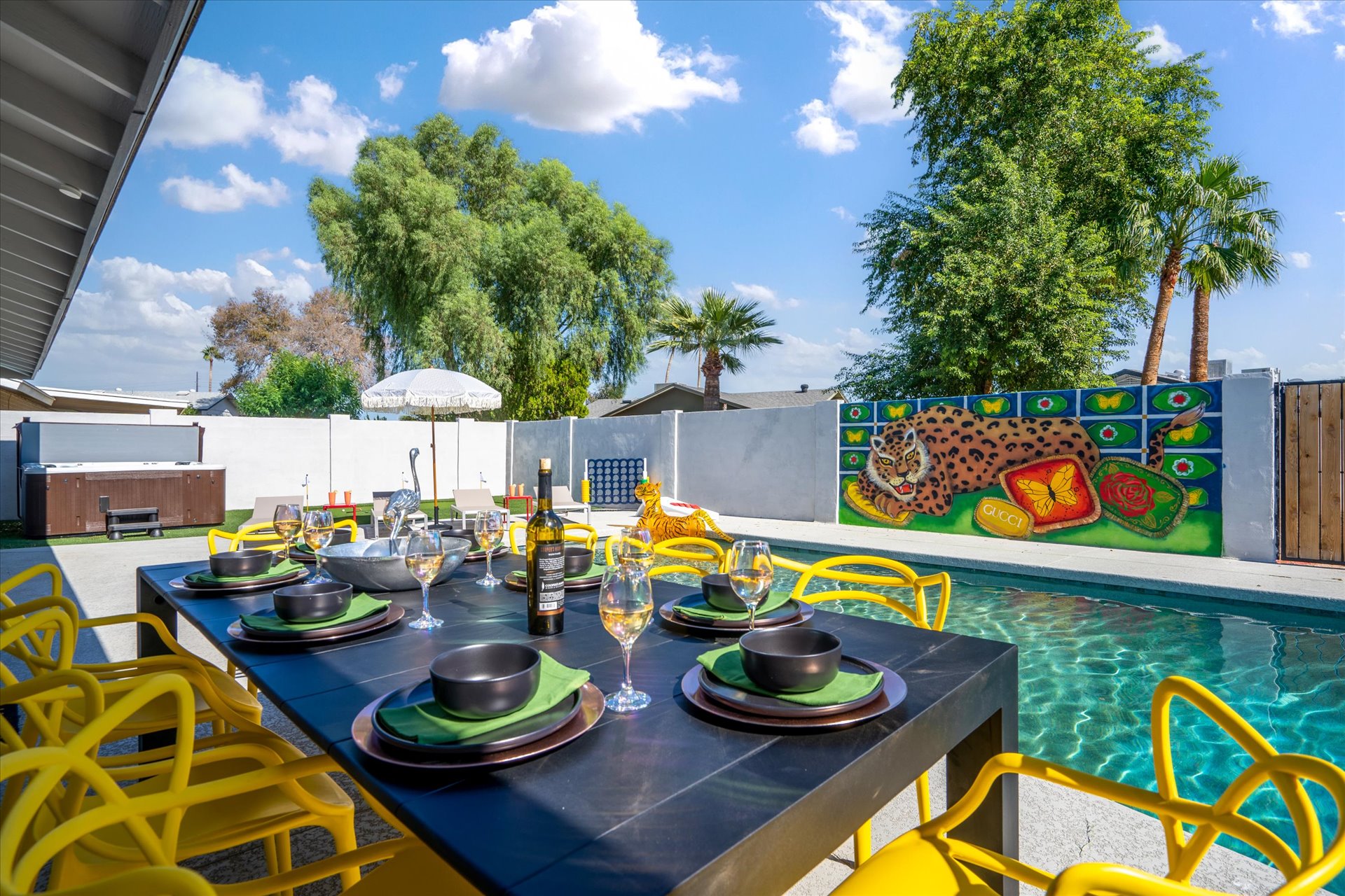 Exterior Dining Area