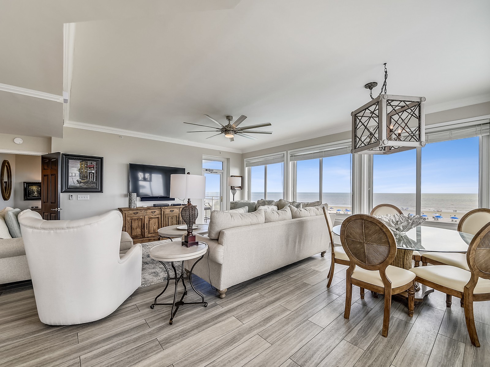 Open Living Space at 3301 Sea Crest offers plenty of seating and a large flat panel TV