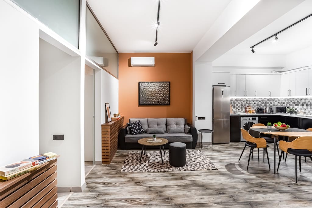 Living room joined with the kitchen