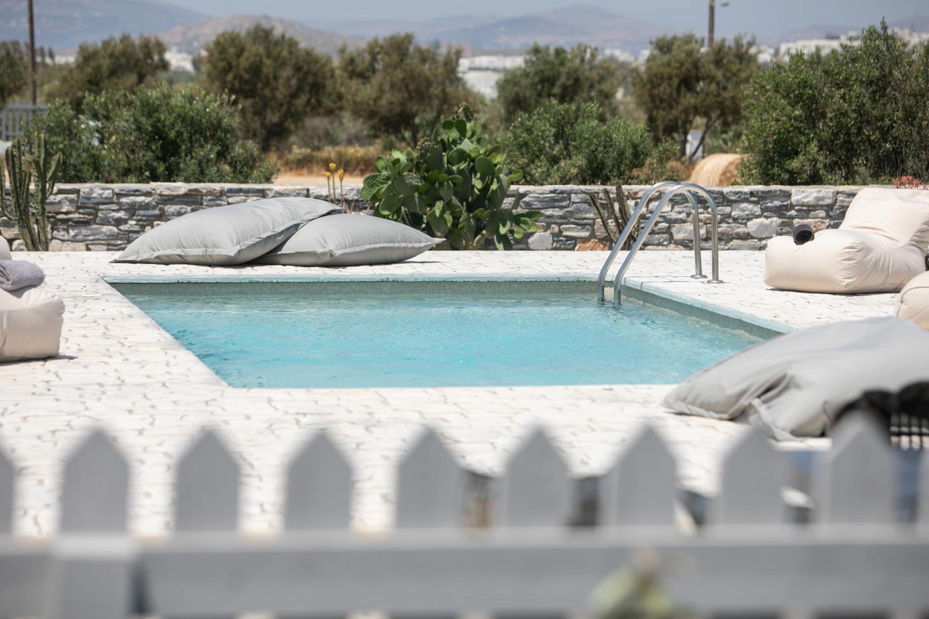 Property Image 2 - Rocks  Naxian  Villa  with Private Pool