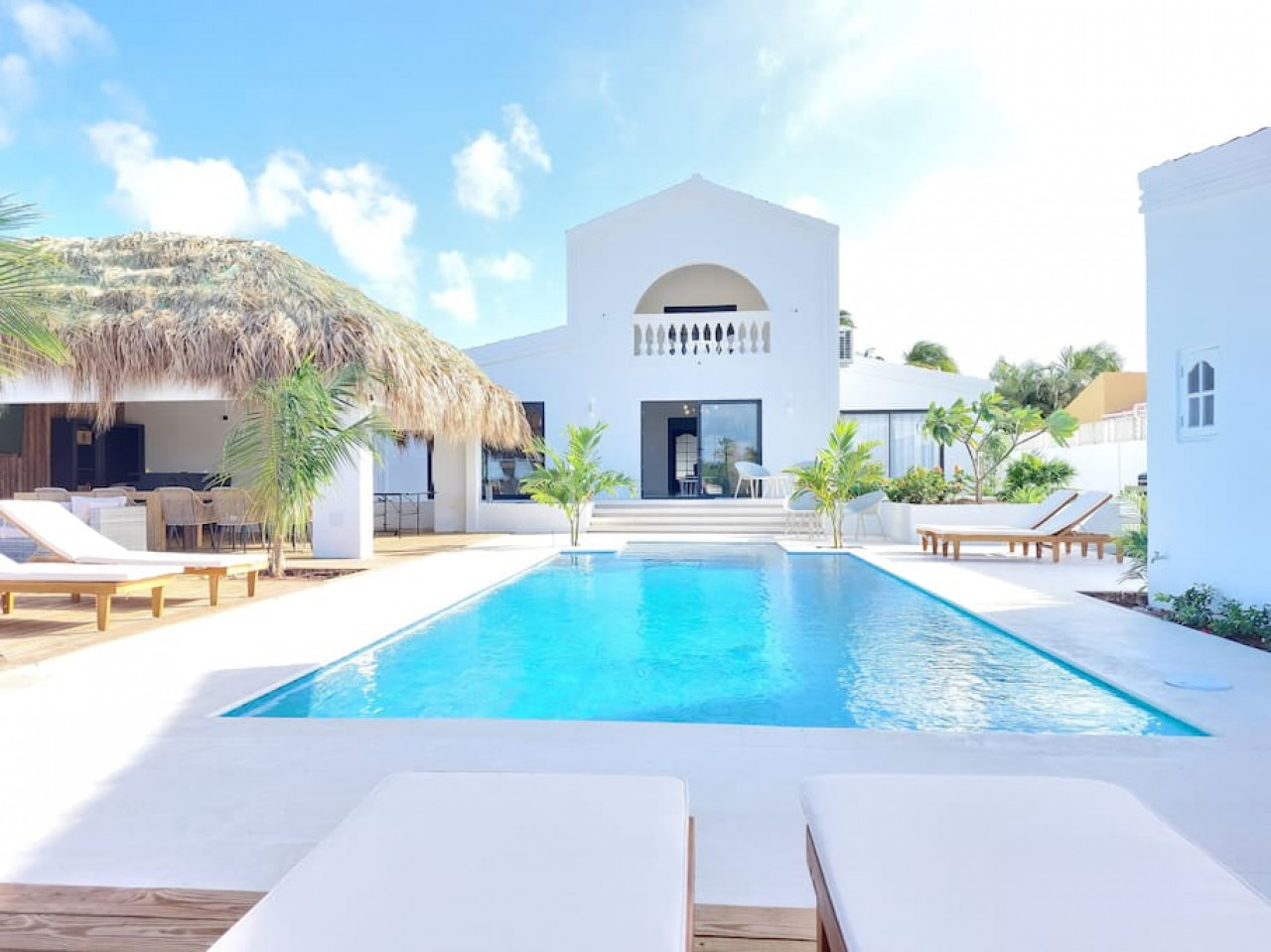 Boco Beach House - Home Rental in Aruba | Private villa
