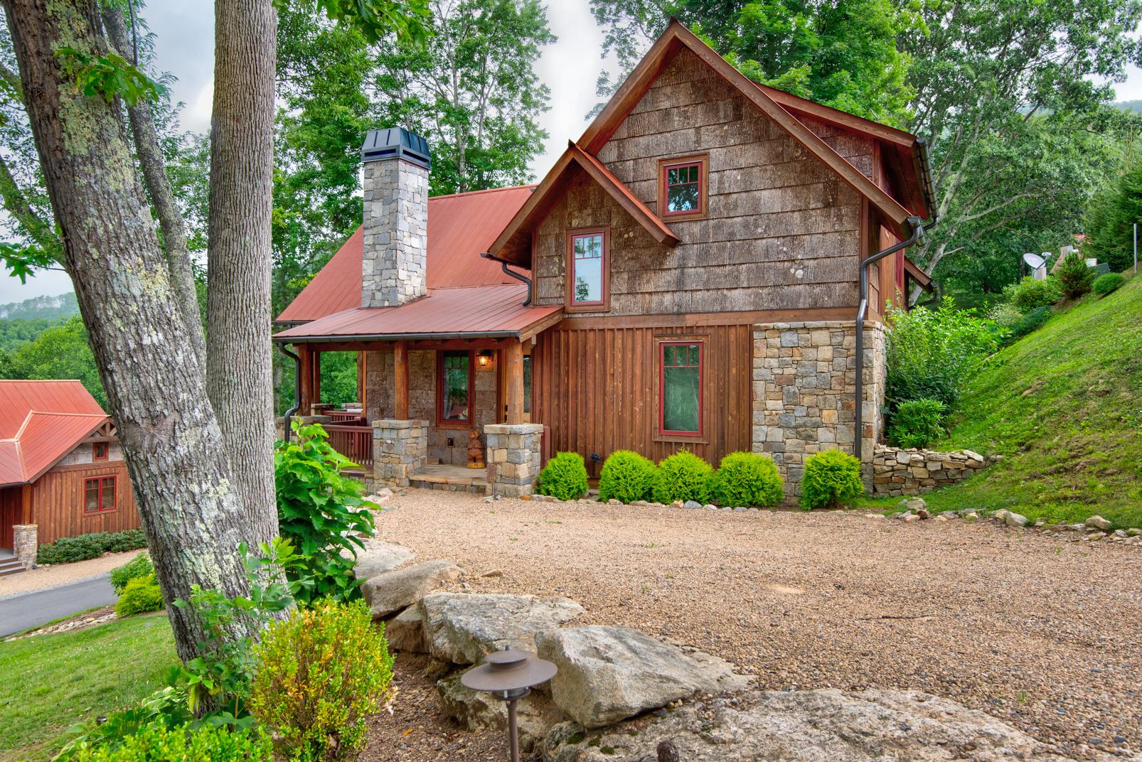 Property Image 1 - Storybook Cottage at Eagles Nest