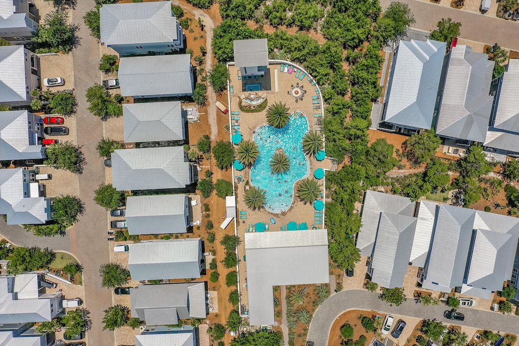 Aerial view of Highland Park pool