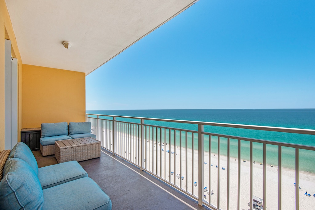 Sterling Reef 802 balcony views