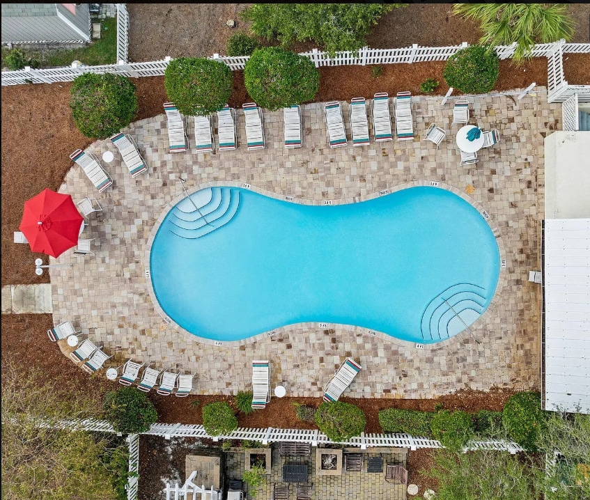 Clipper Cove Community Pool