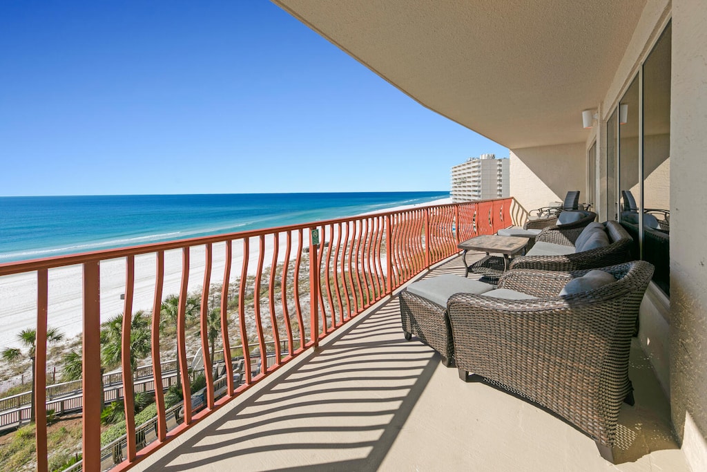Hidden Dunes 604 balcony