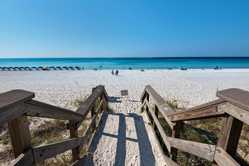 Just Steps to the Beach!