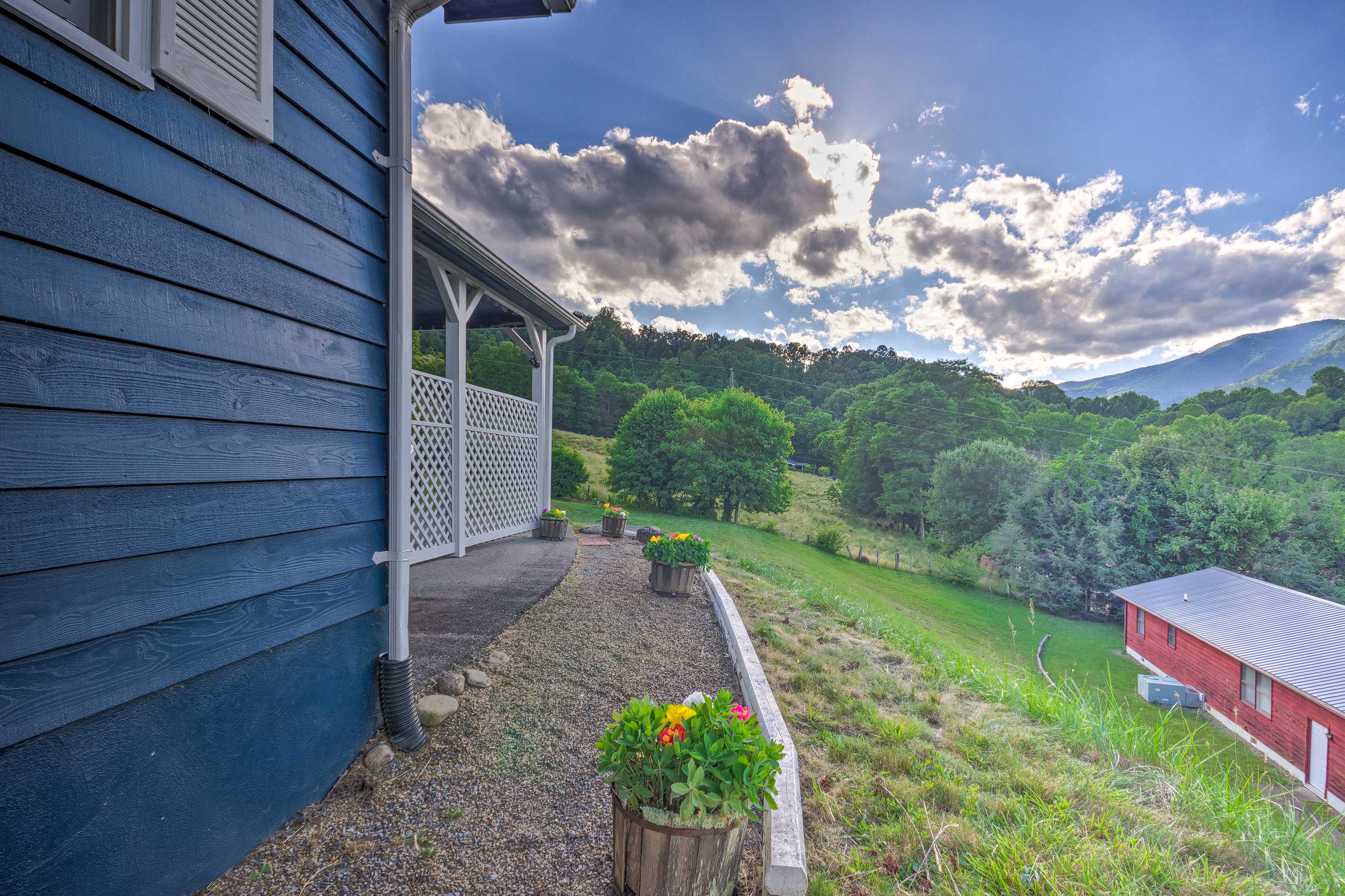 Property Image 2 - Maggie Valley House w/ Mtn Views - 1 Mi to DT