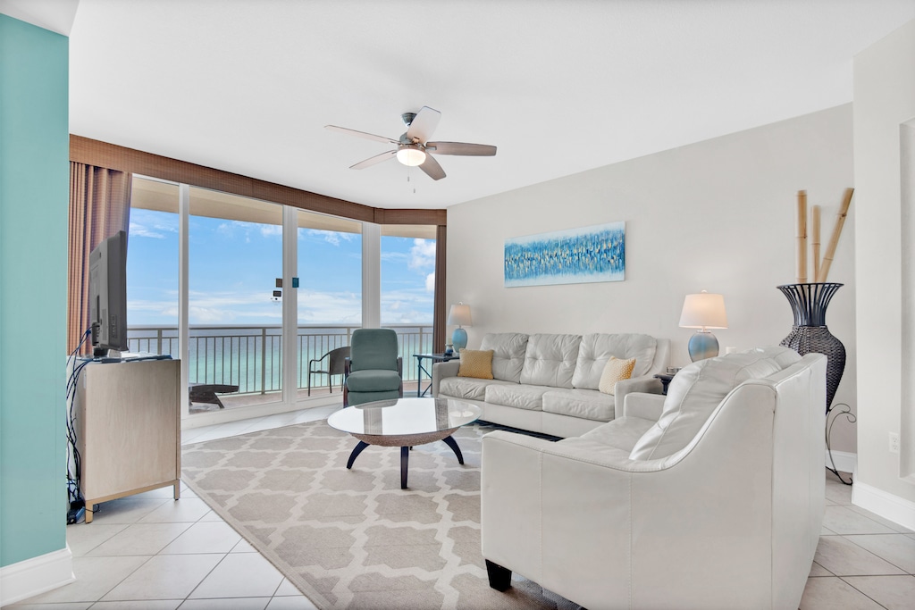 Aqua Resort 811, featuring endless gulf views!
