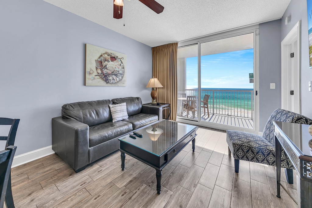 Majestic Beach Towers 2-1206